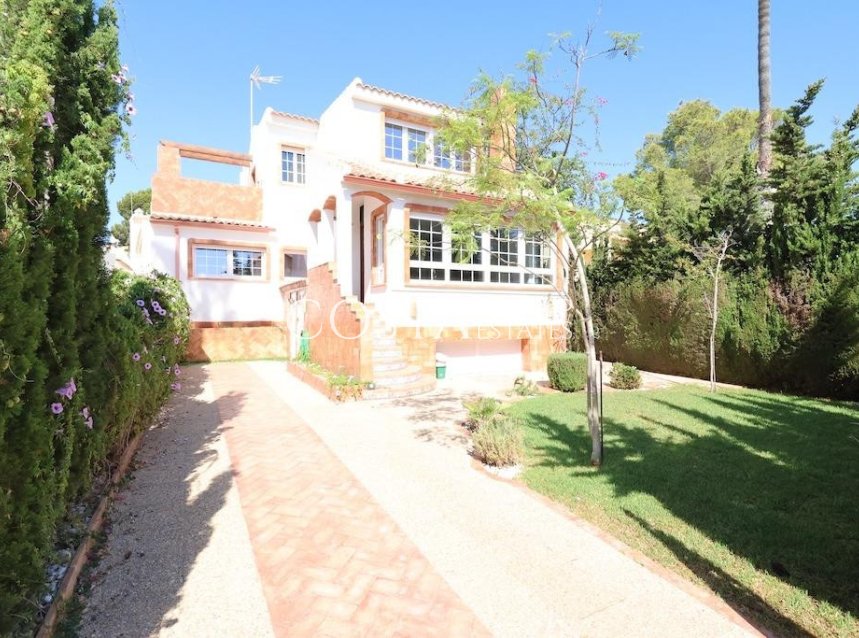 Wiederverkauf - Villa -
Orihuela - Villamartin