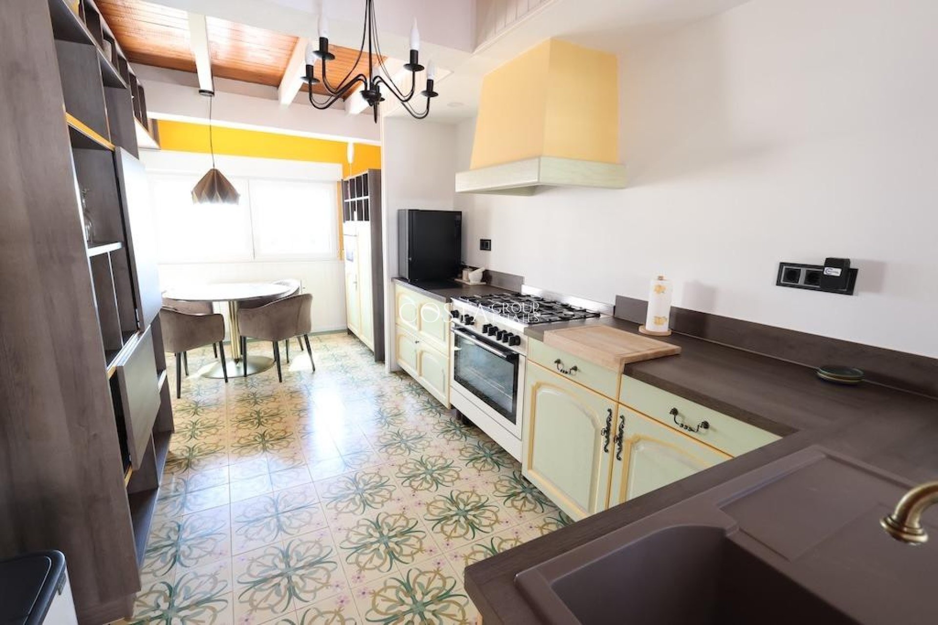 Wiederverkauf - Villa -
Orihuela - Villamartin