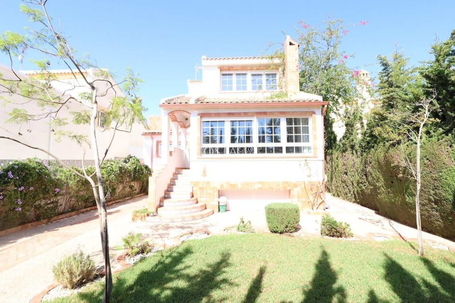 Wiederverkauf - Villa -
Orihuela - Villamartin