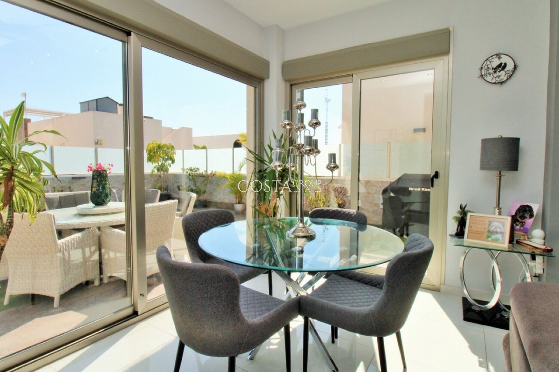 Wiederverkauf - Villa -
Orihuela - Villamartin