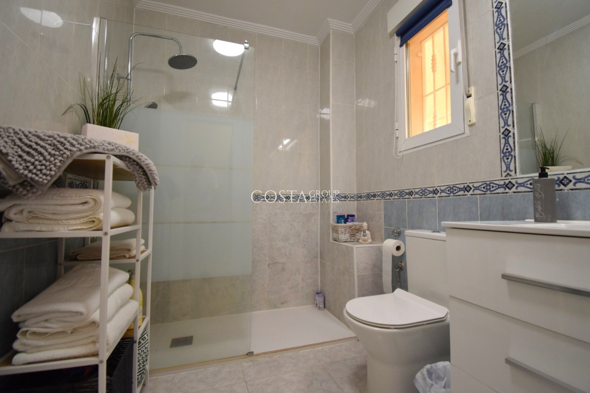 Wiederverkauf - Villa -
Orihuela - Villamartin