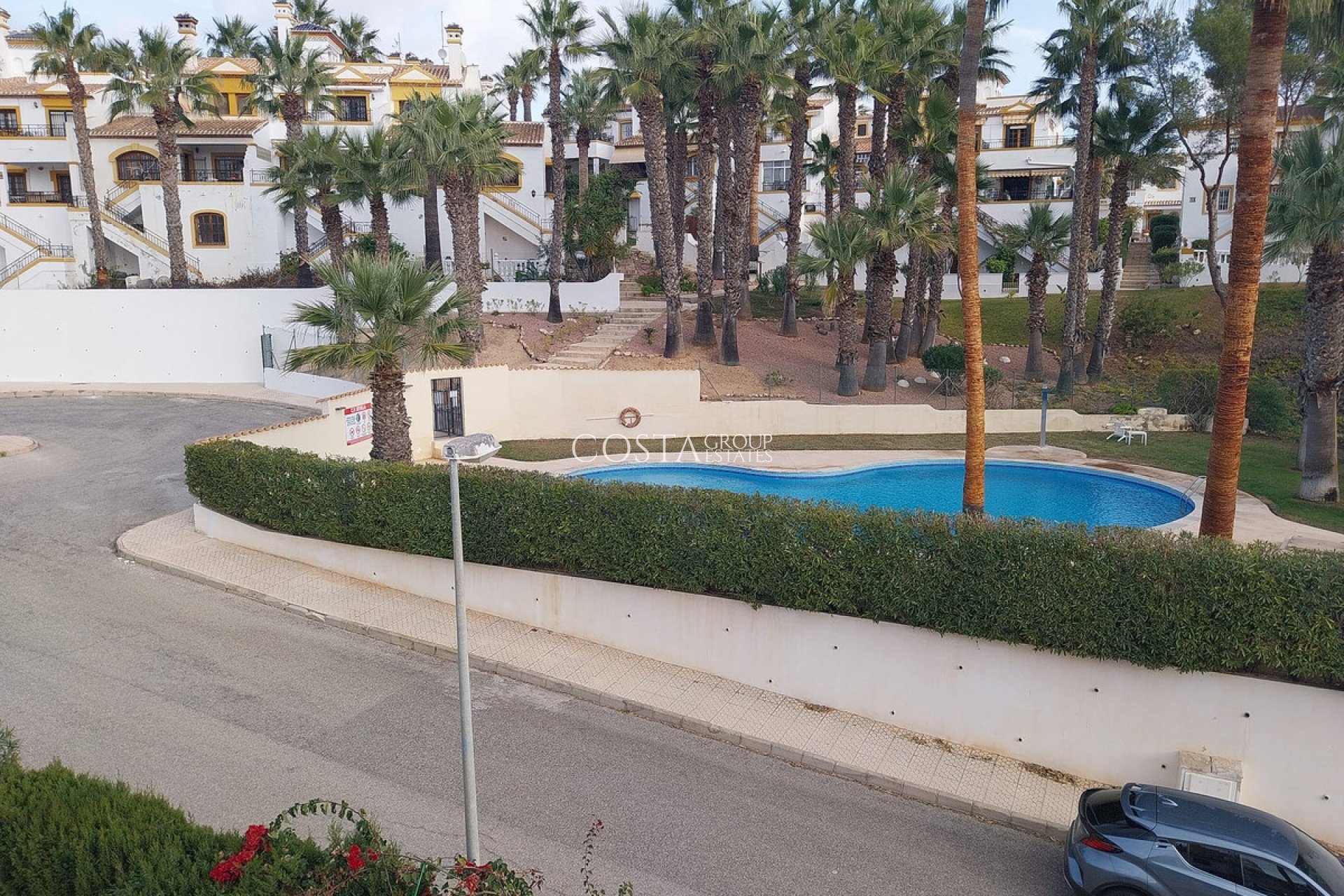 Wiederverkauf - Villa -
Orihuela - Villamartin