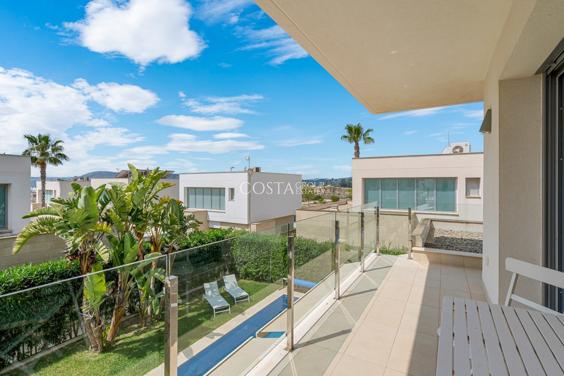 Wiederverkauf - Villa -
Orihuela - Vistabella Golf