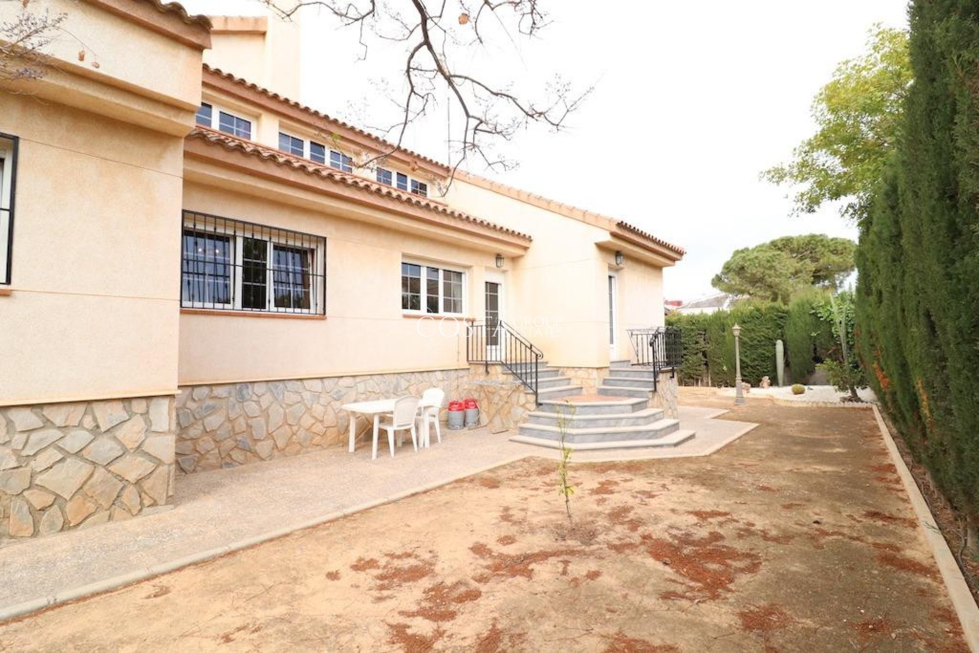 Wiederverkauf - Villa -
Pilar de la Horadada - Pilar de la Horadada Centro