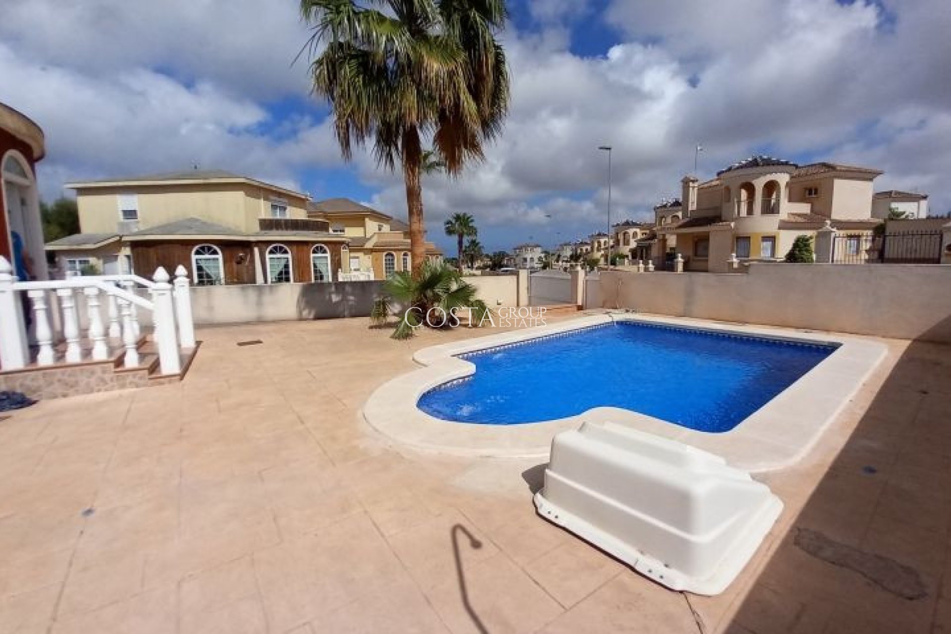 Wiederverkauf - Villa -
Pilar de la Horadada - Pinar de Campoverde