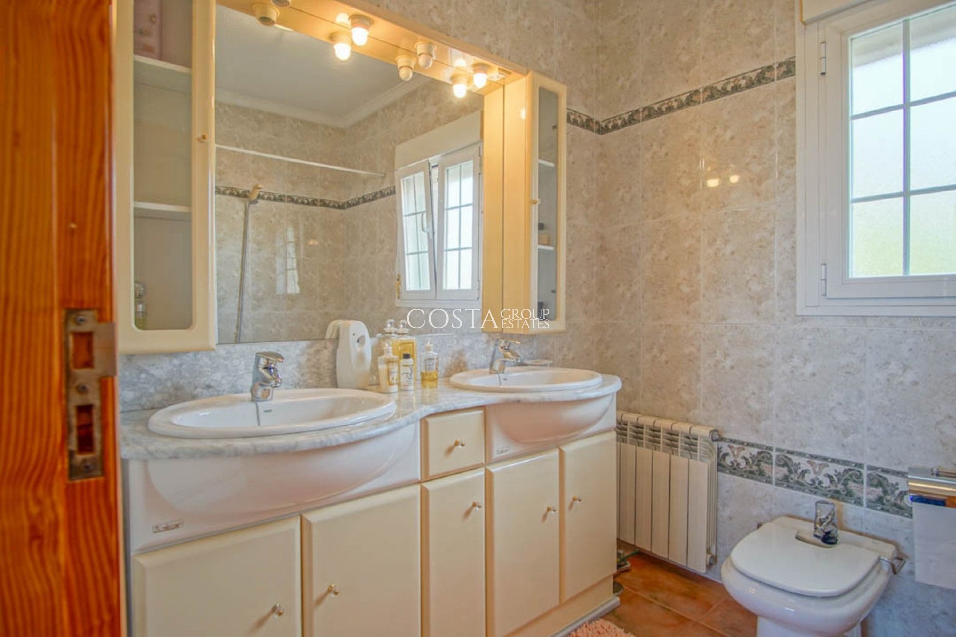 Wiederverkauf - Villa -
Pinoso - Los Pinos