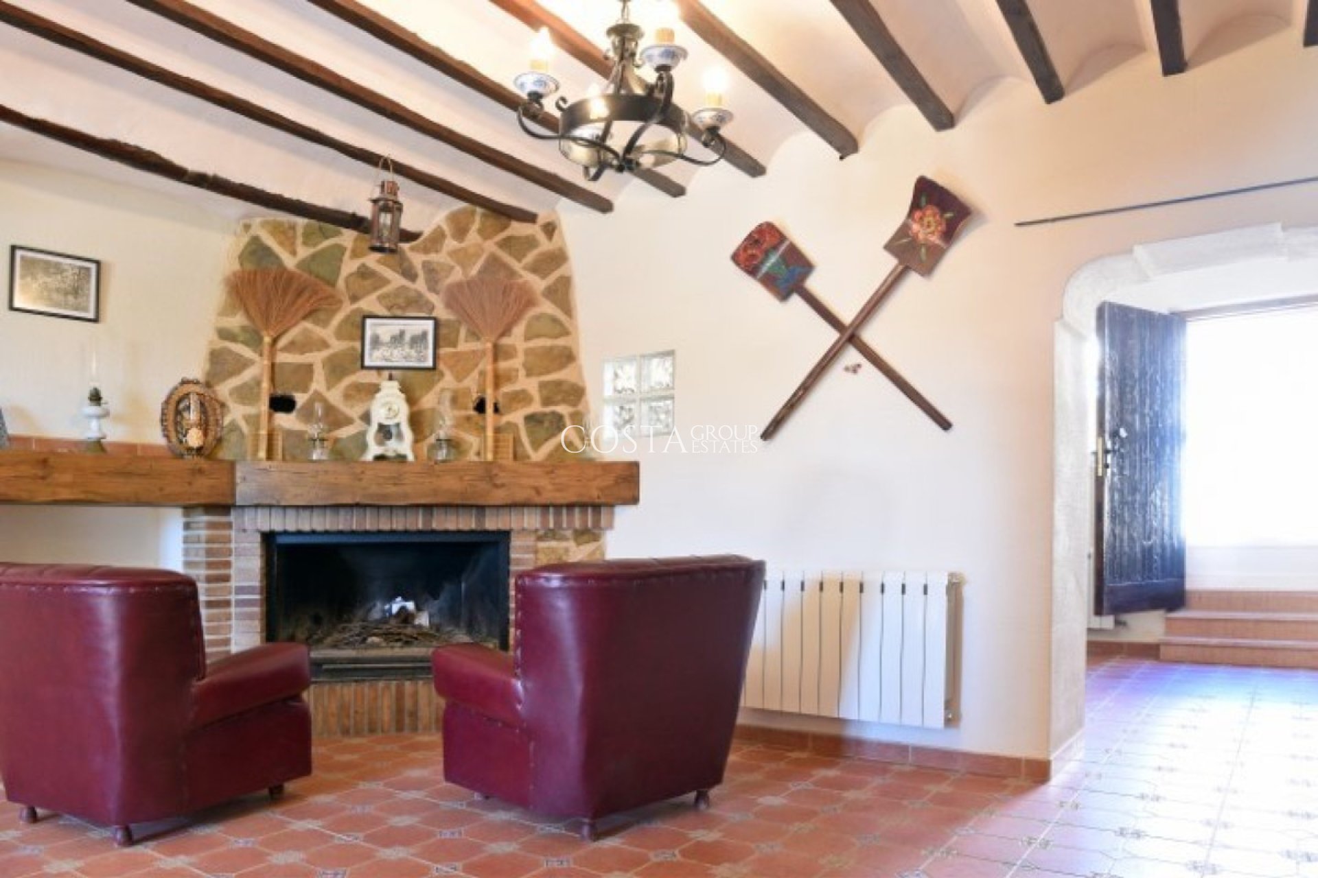 Wiederverkauf - Villa -
Pinoso - Pinoso Centro