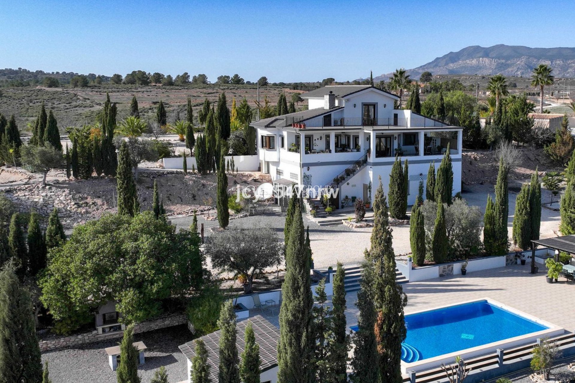 Wiederverkauf - Villa -
Pinoso - Pinoso Centro