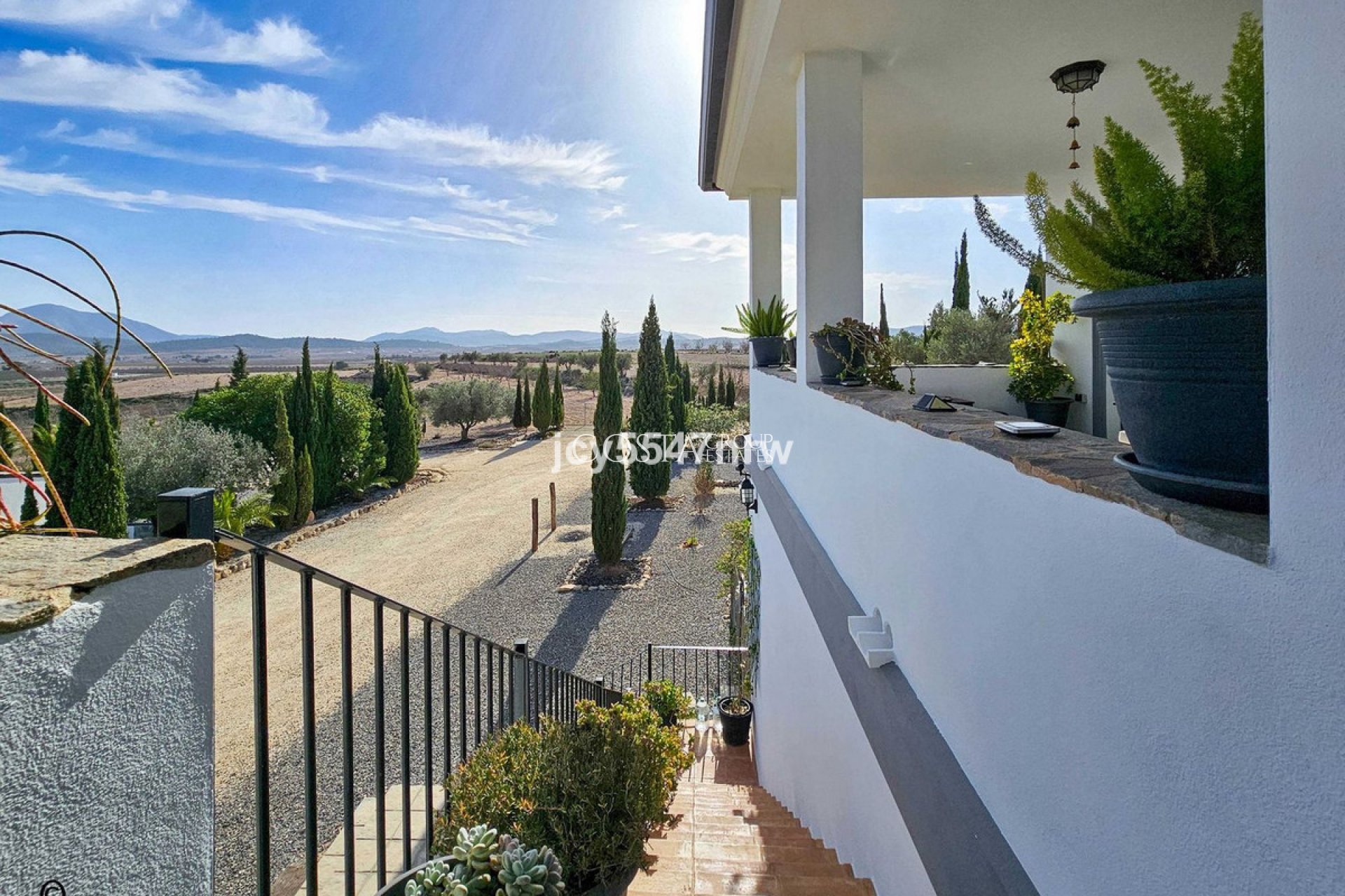 Wiederverkauf - Villa -
Pinoso - Pinoso Centro