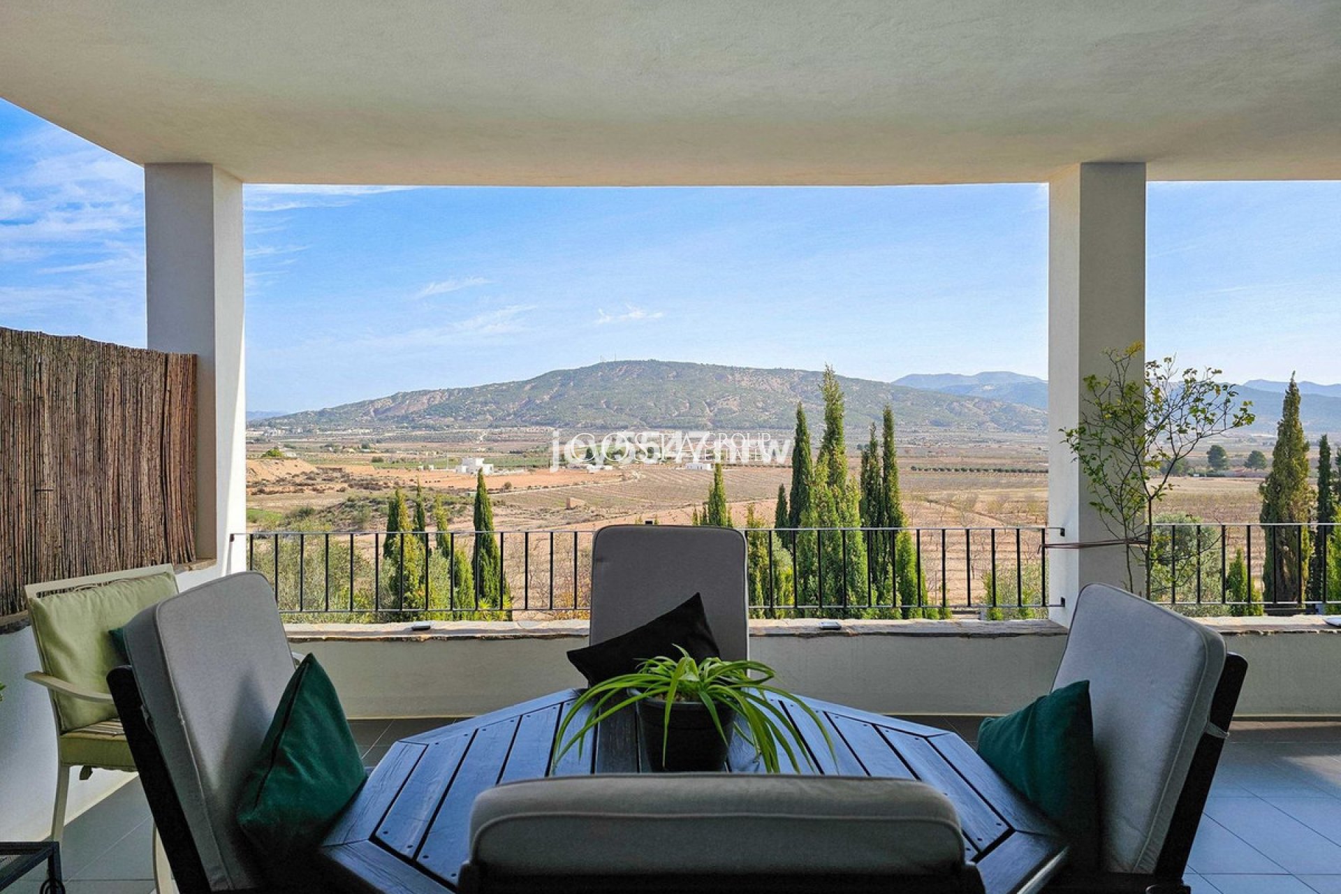 Wiederverkauf - Villa -
Pinoso - Pinoso Centro