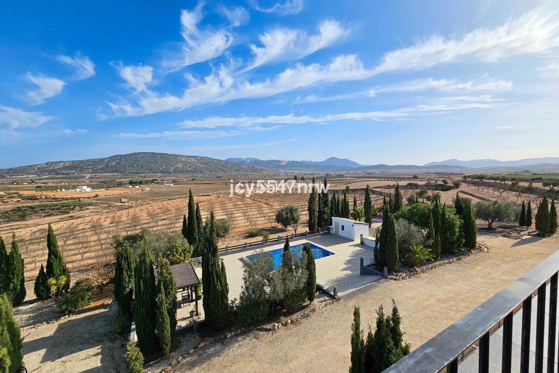 Wiederverkauf - Villa -
Pinoso - Pinoso Centro