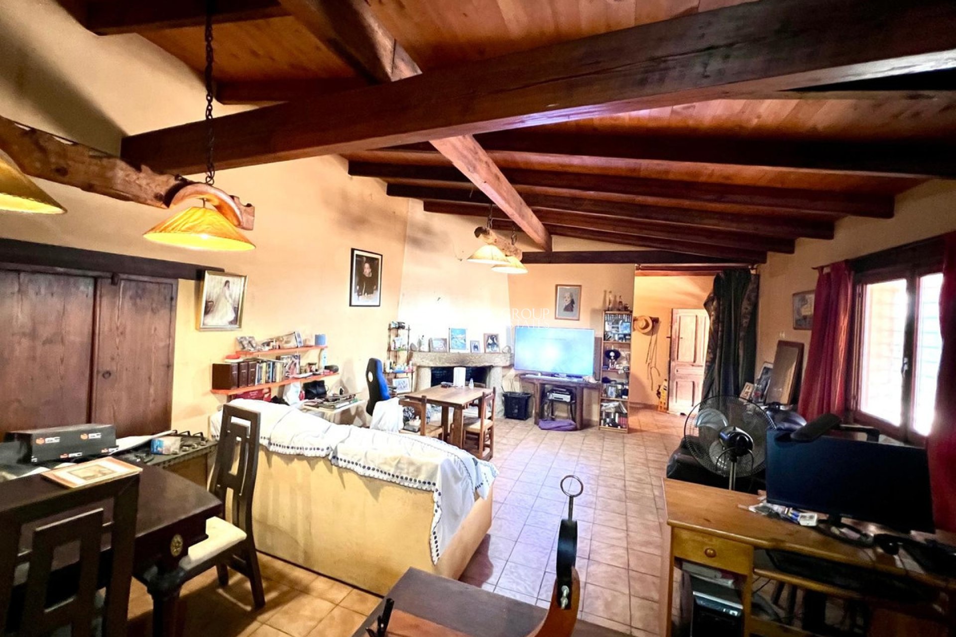 Wiederverkauf - Villa -
Pinoso - Pinoso Centro