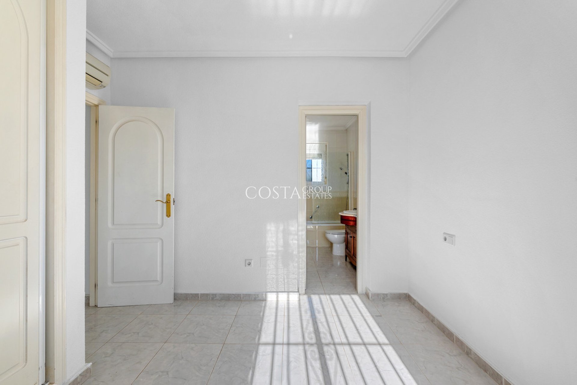 Wiederverkauf - Villa -
Rojales - Rojales Centro