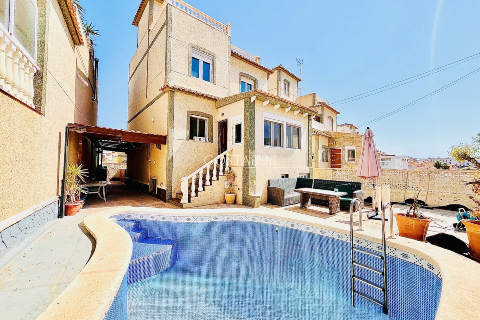 Wiederverkauf - Villa -
San Miguel de Salinas - San Miguel de Salinas Centro