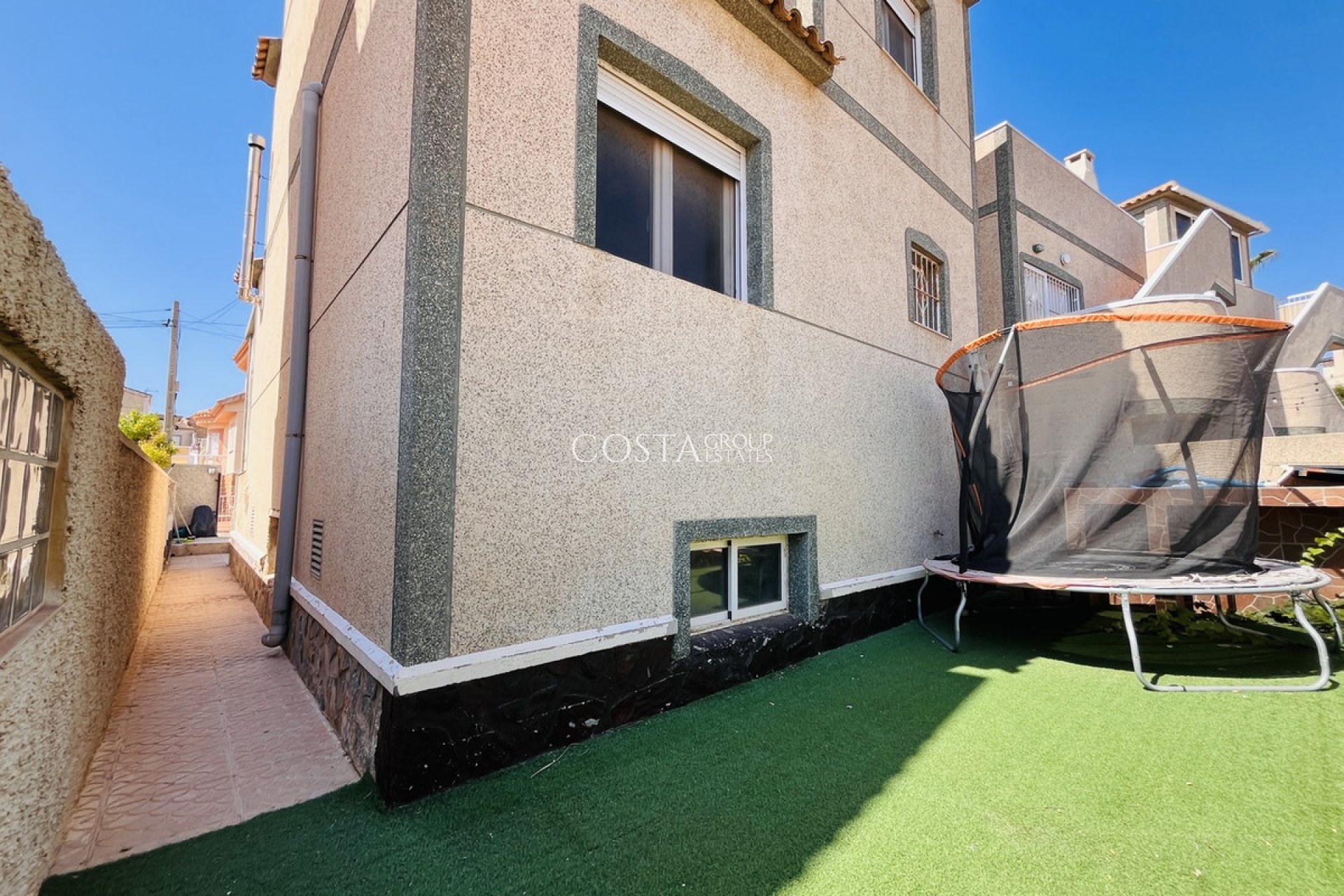 Wiederverkauf - Villa -
San Miguel de Salinas - San Miguel de Salinas Centro