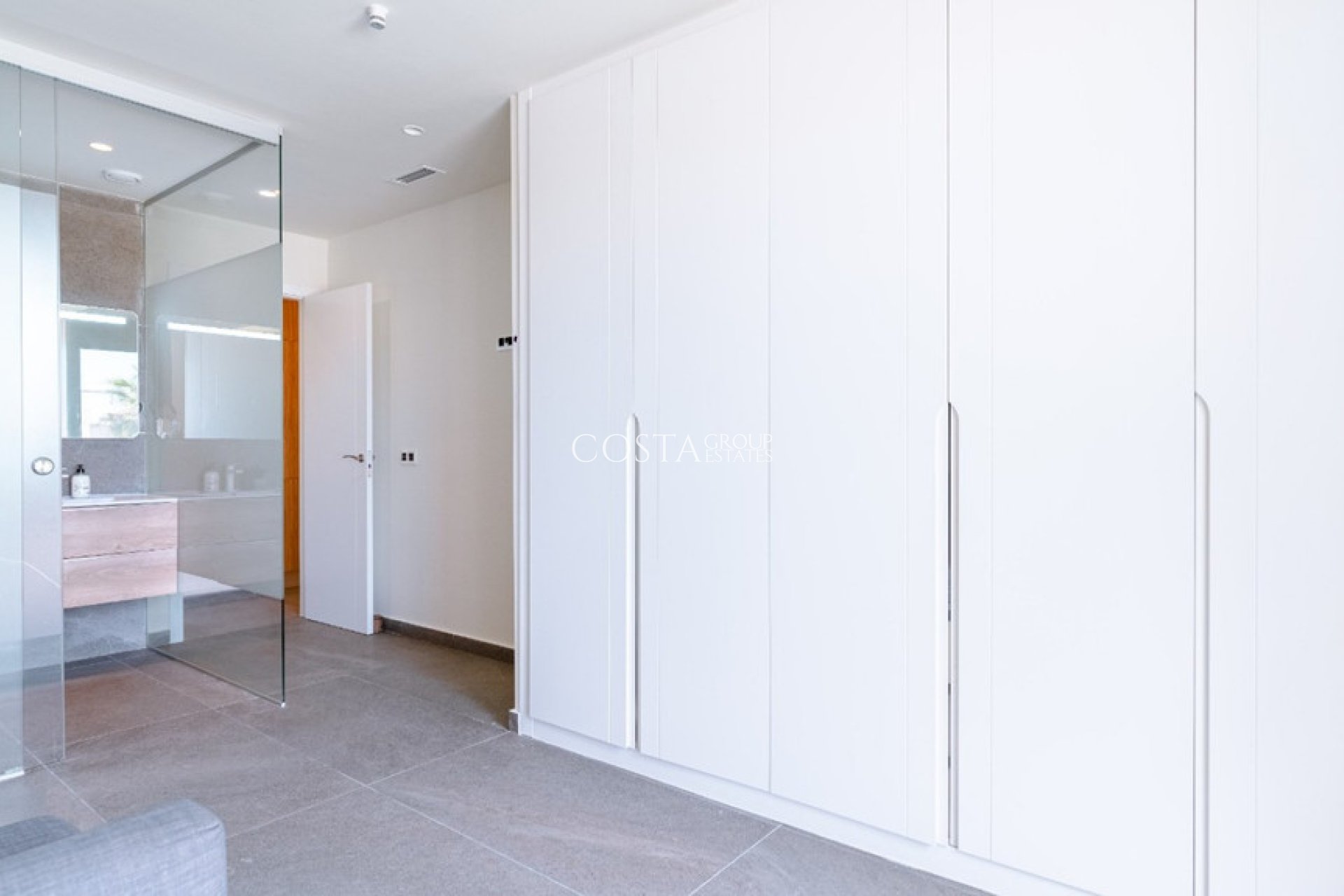 Wiederverkauf - Villa -
San Miguel de Salinas - San Miguel de Salinas Centro