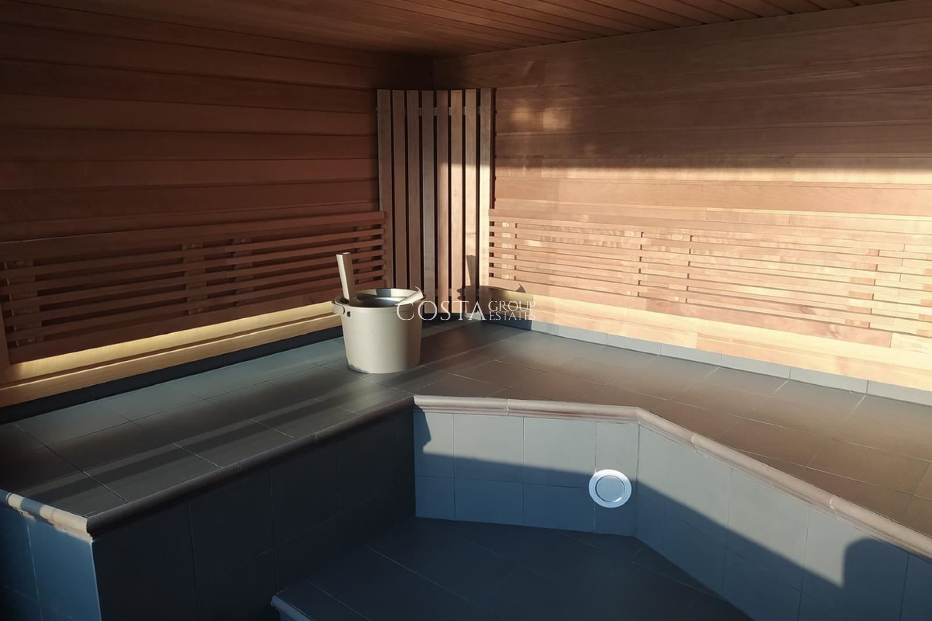 Wiederverkauf - Villa -
San Miguel de Salinas - San Miguel de Salinas Centro