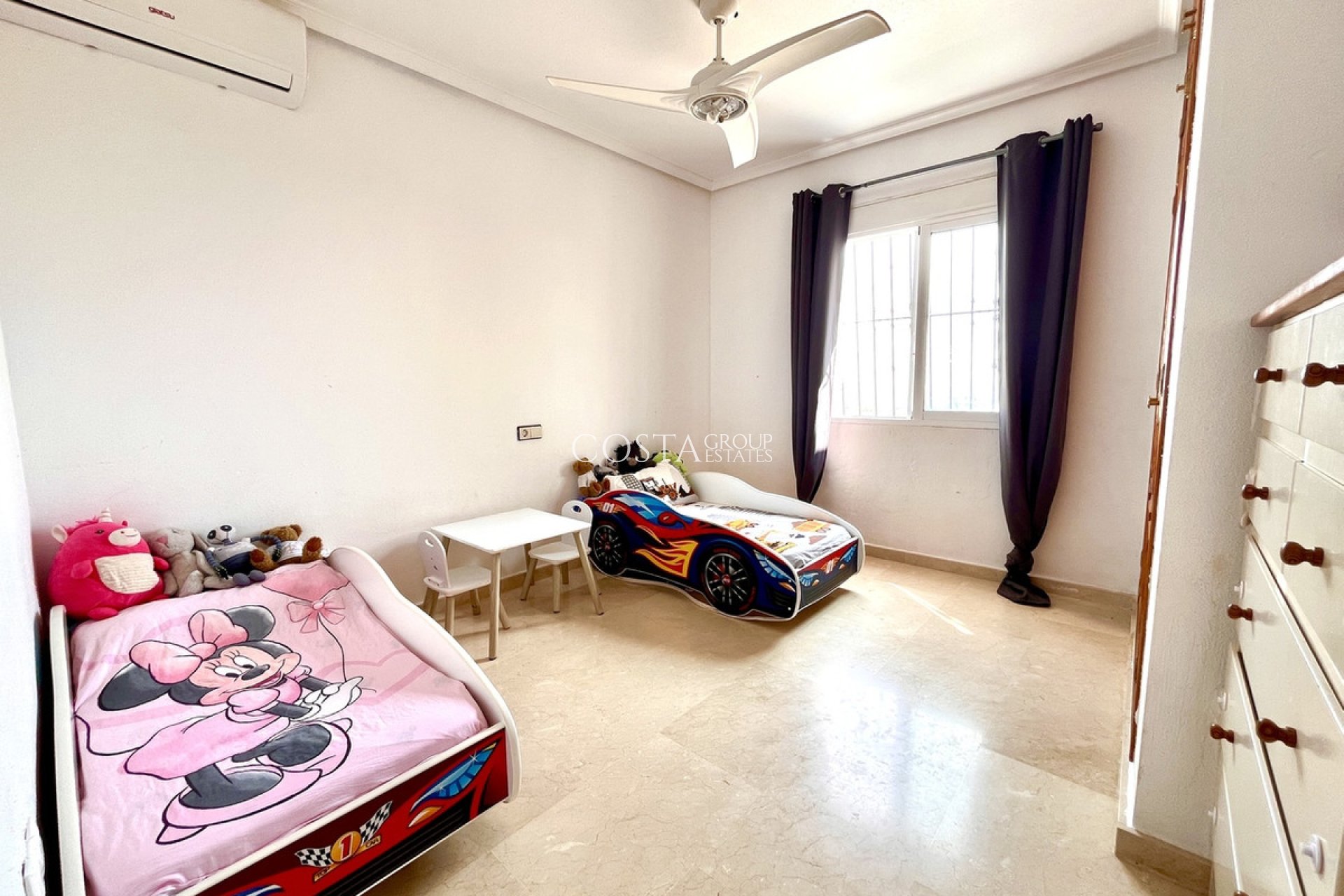 Wiederverkauf - Villa -
San Miguel de Salinas - San Miguel de Salinas Centro