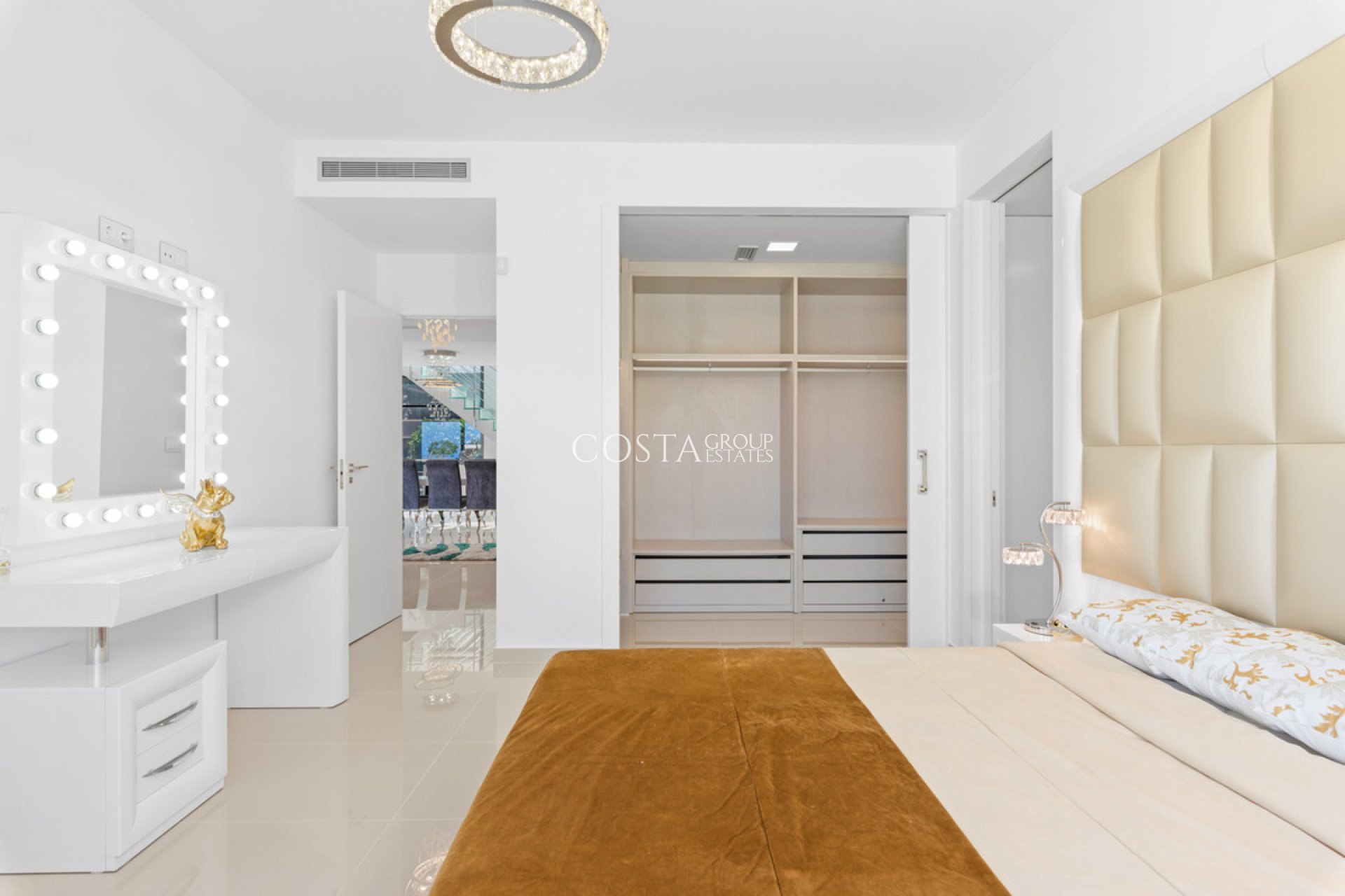 Wiederverkauf - Villa -
San Miguel de Salinas - San Miguel de Salinas Centro