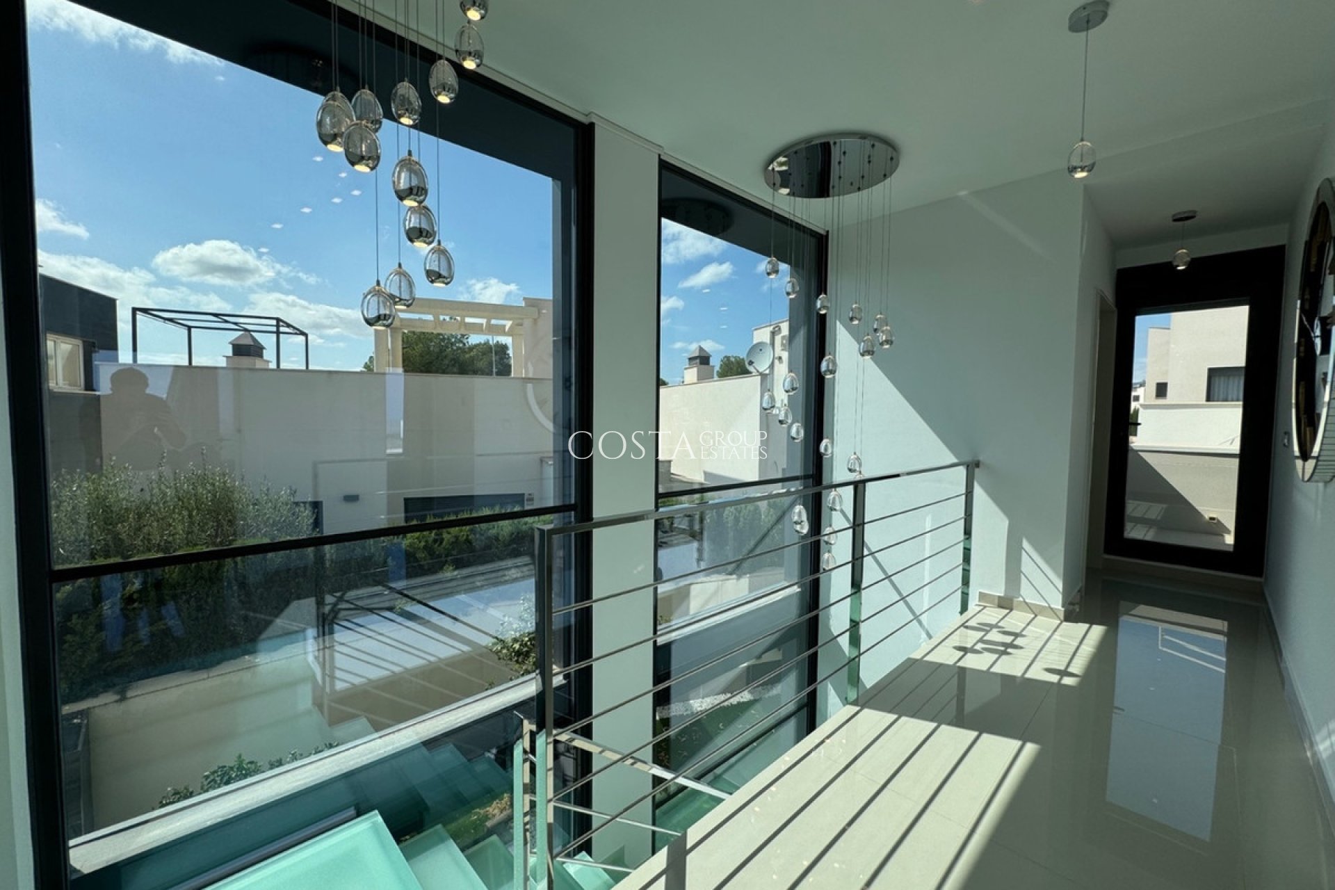 Wiederverkauf - Villa -
San Miguel de Salinas - San Miguel de Salinas Centro