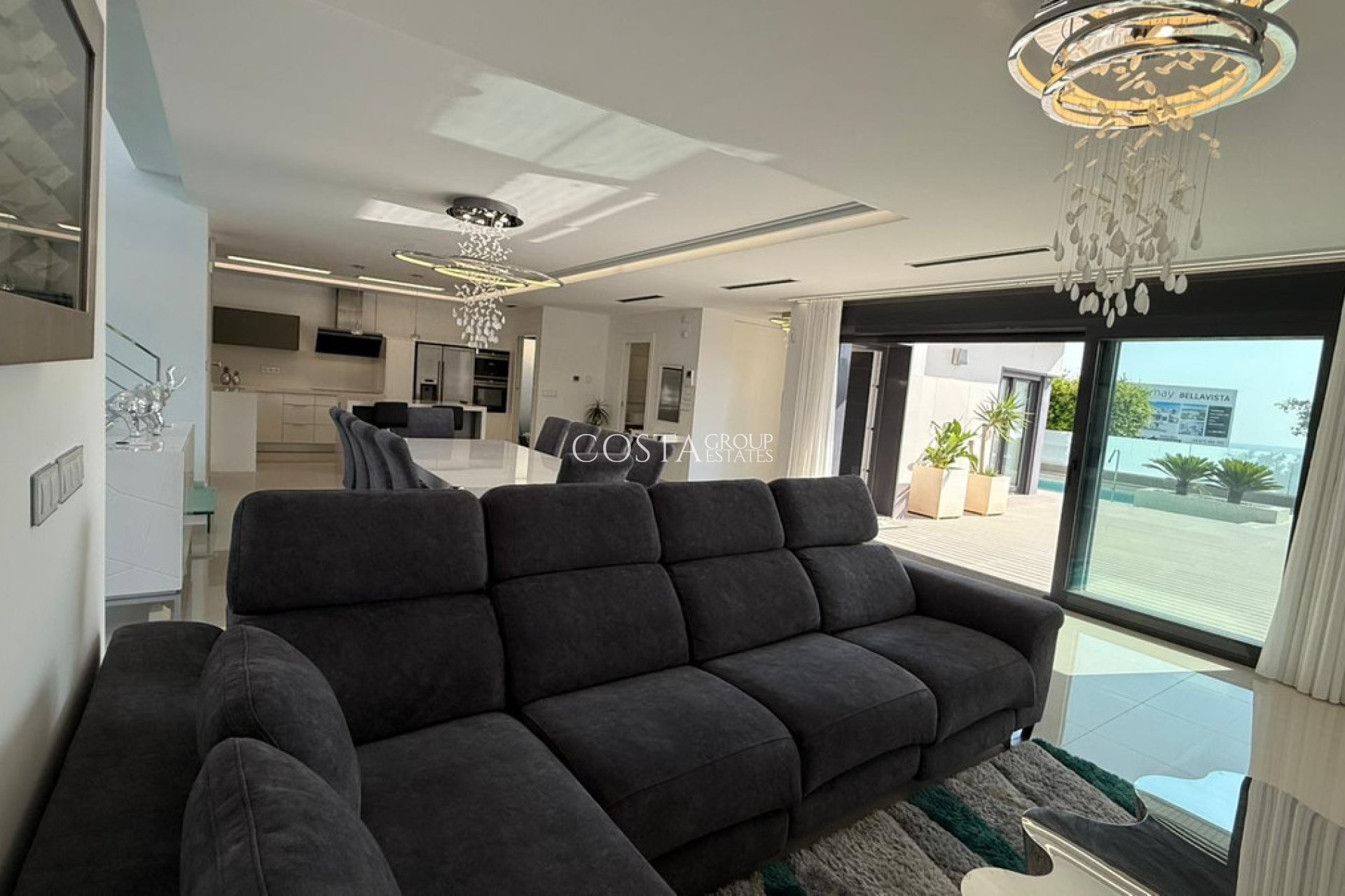 Wiederverkauf - Villa -
San Miguel de Salinas - San Miguel de Salinas Centro