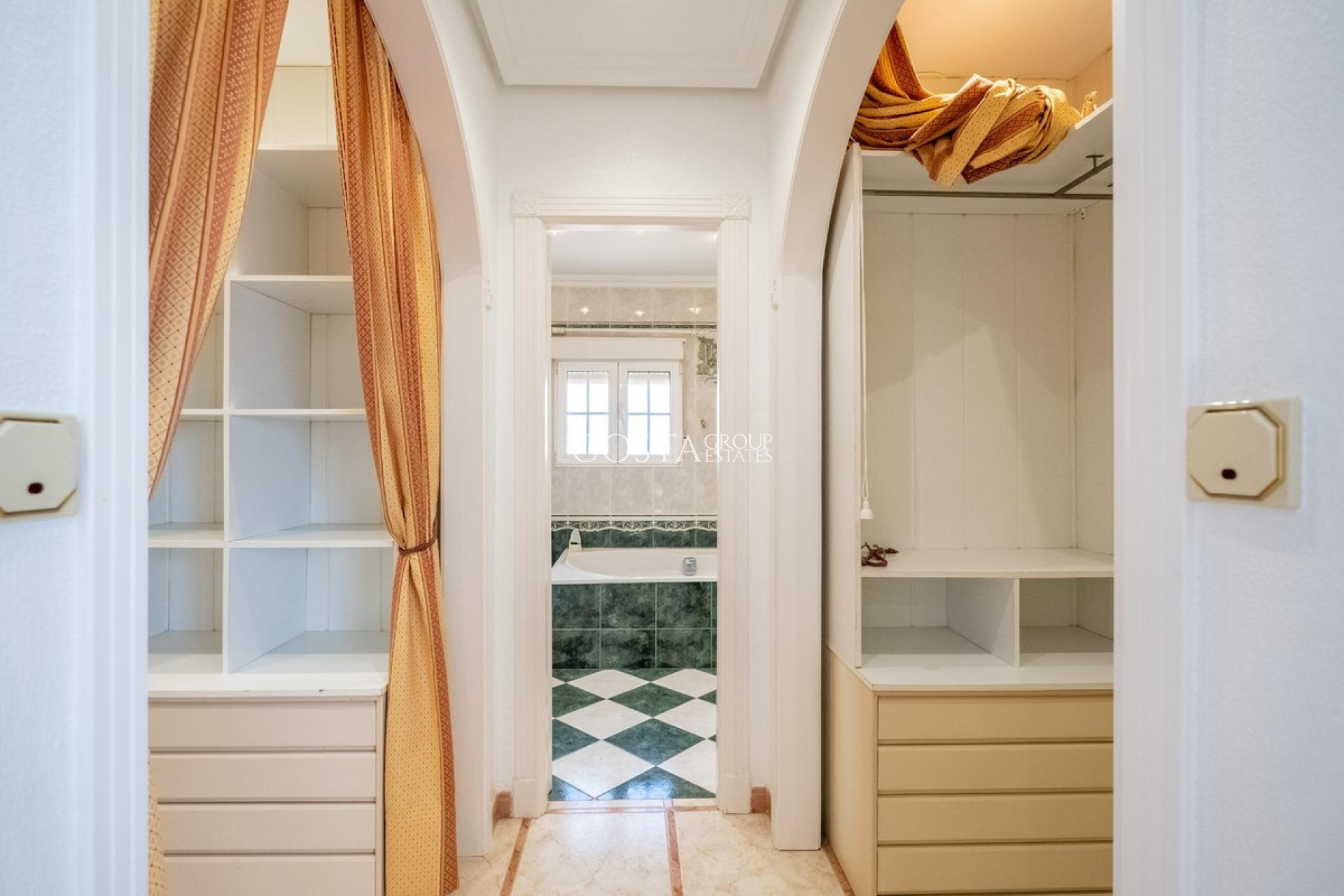 Wiederverkauf - Villa -
Torrevieja - El Chaparral