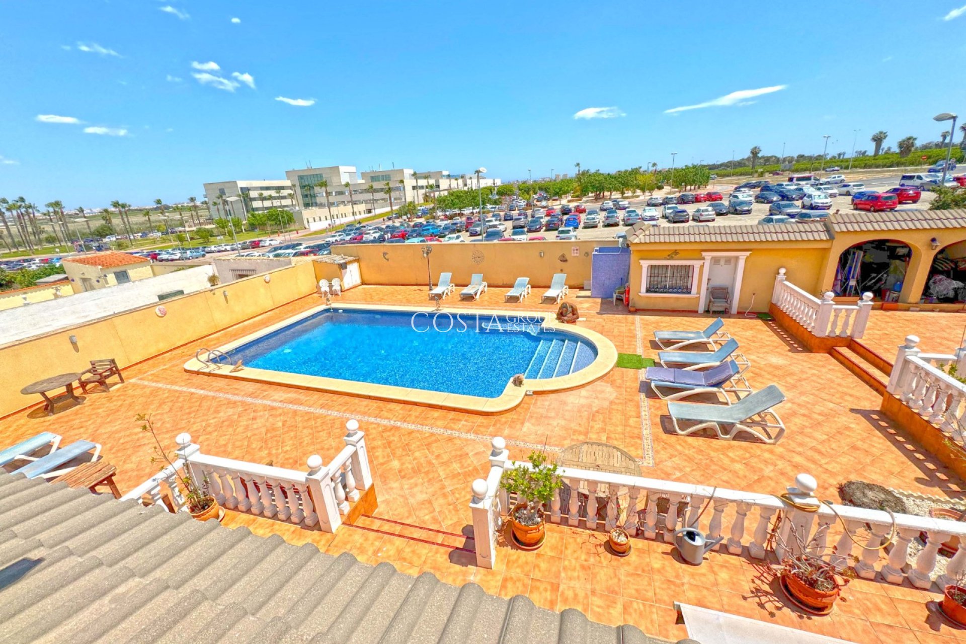 Wiederverkauf - Villa -
Torrevieja - Los Balcones - Los Altos del Edén