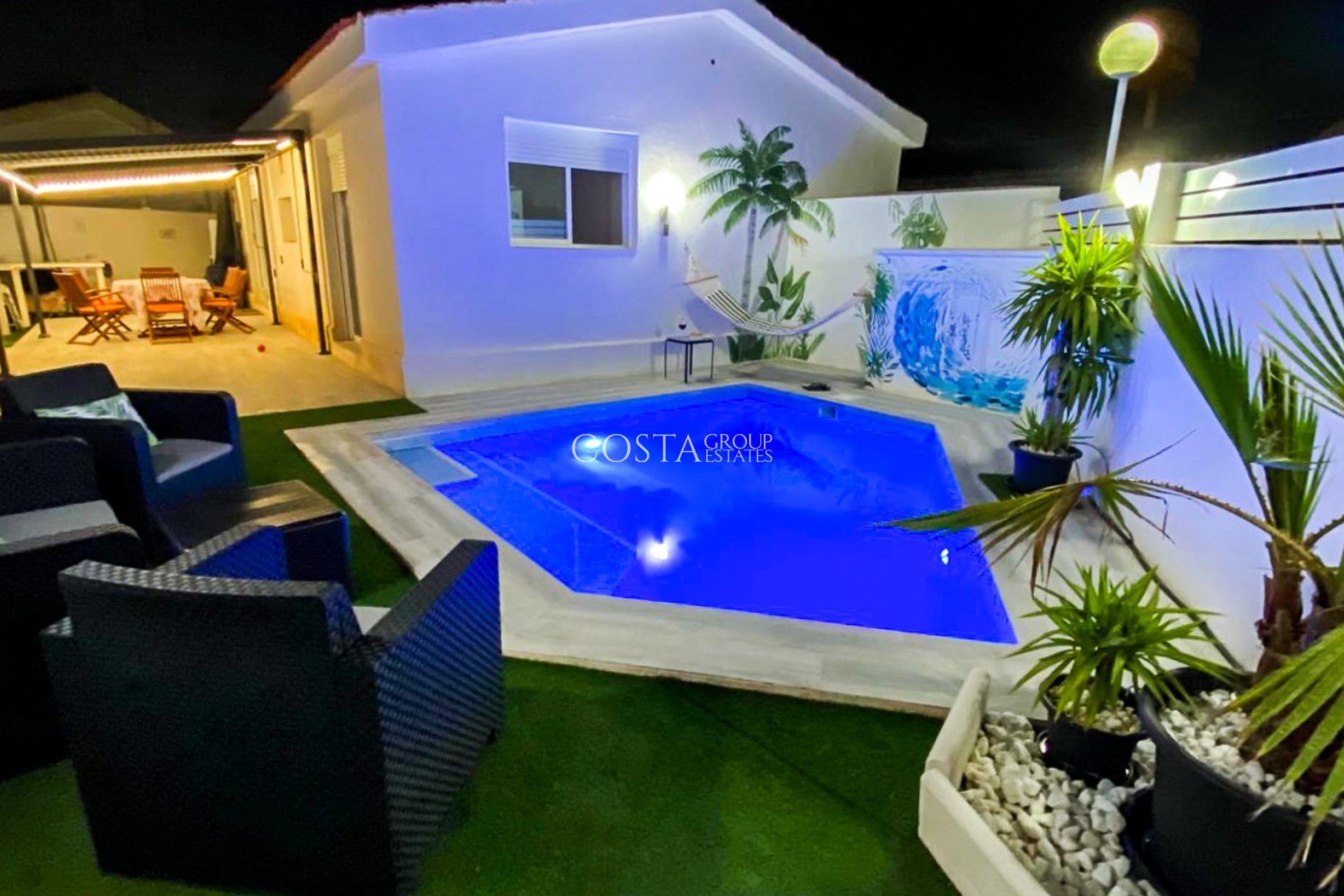 Wiederverkauf - Villa -
Torrevieja - Playa Los Locos