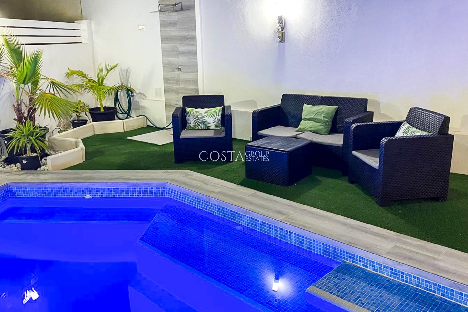 Wiederverkauf - Villa -
Torrevieja - Playa Los Locos