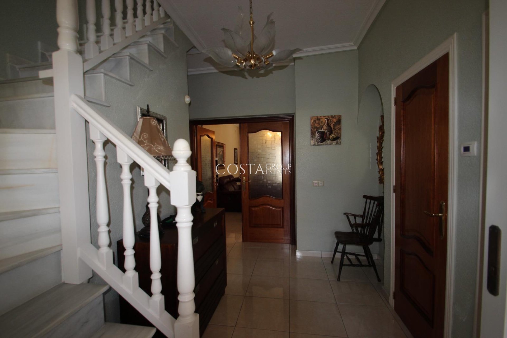 Wiederverkauf - Villa -
Torrevieja - Punta Prima