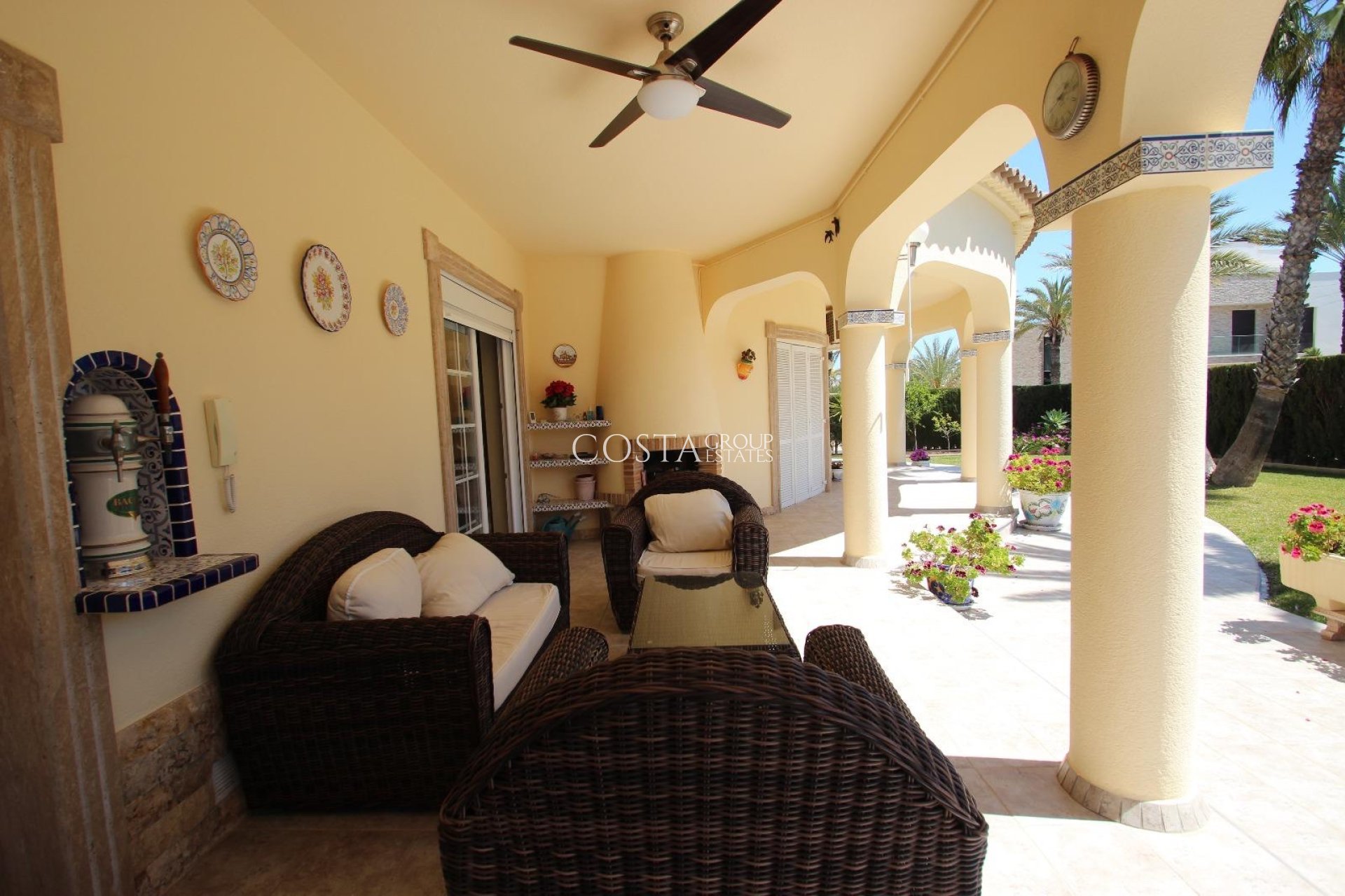 Wiederverkauf - Villa -
Torrevieja - Punta Prima