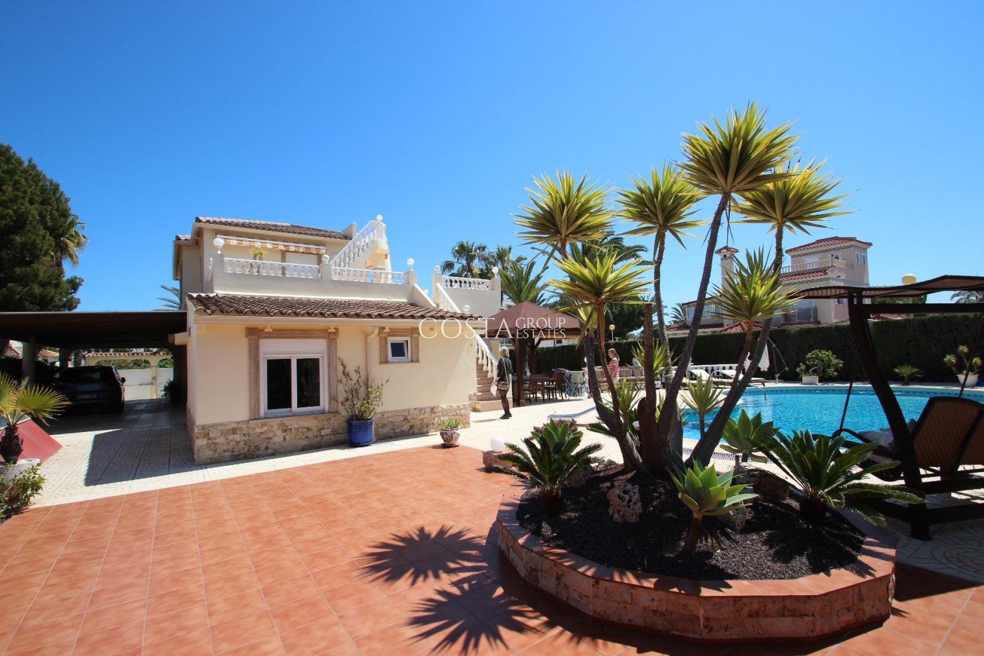 Wiederverkauf - Villa -
Torrevieja - Punta Prima