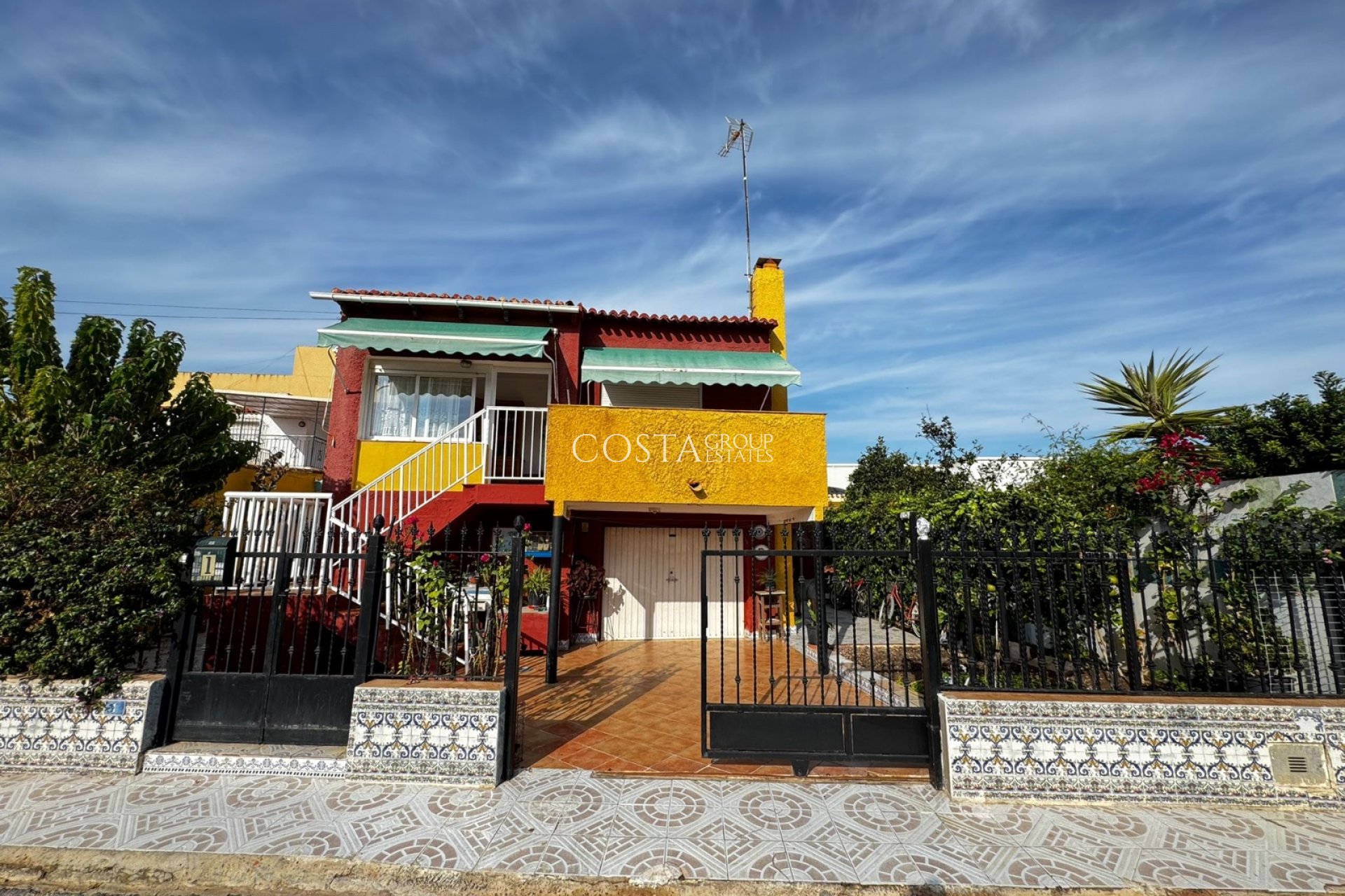 Wiederverkauf - Villa -
Torrevieja - Punta Prima