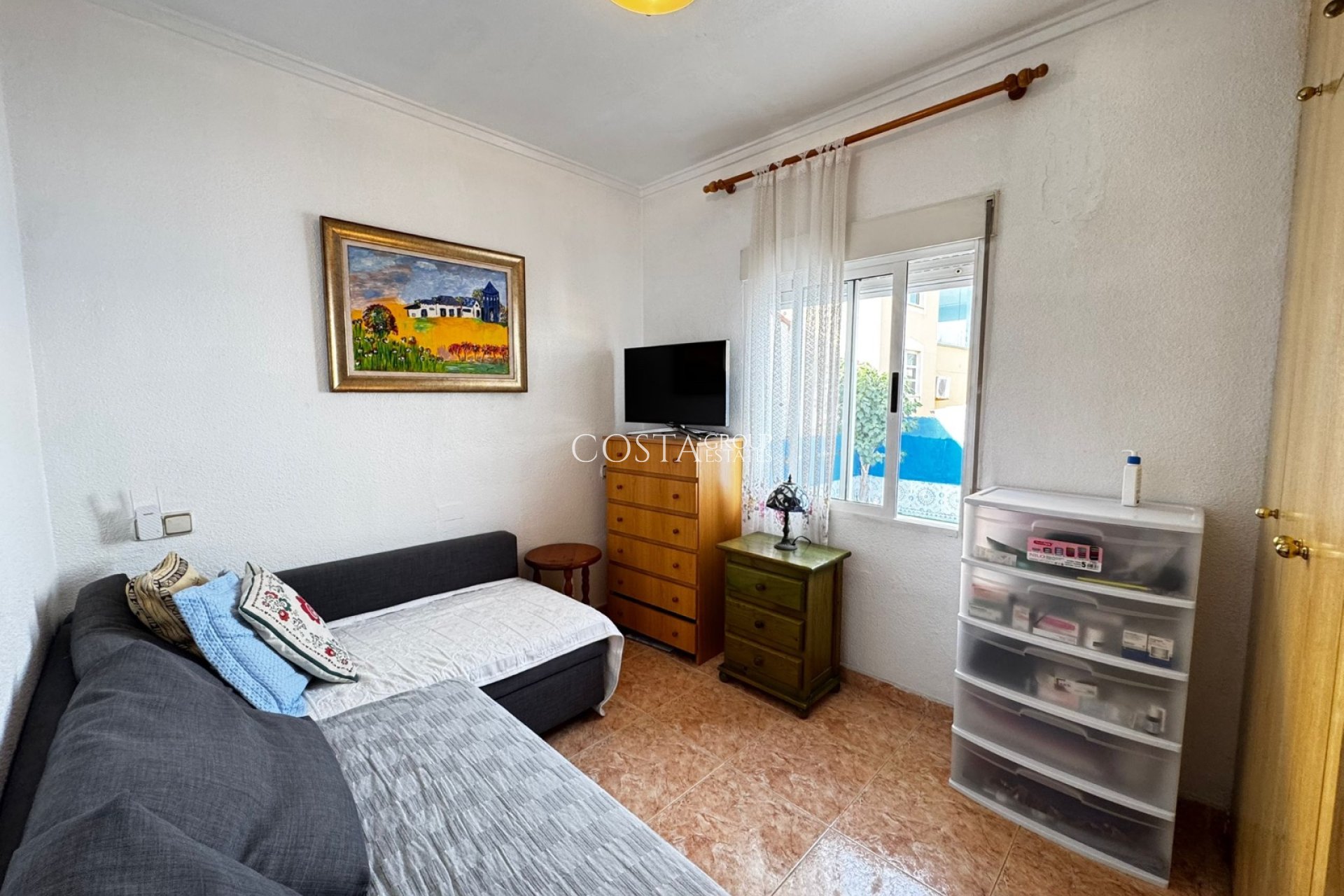 Wiederverkauf - Villa -
Torrevieja - Punta Prima