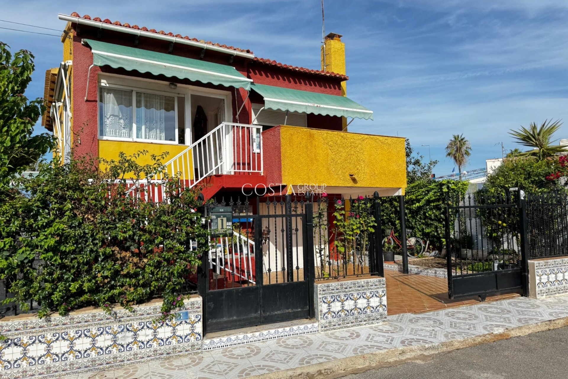 Wiederverkauf - Villa -
Torrevieja - Punta Prima