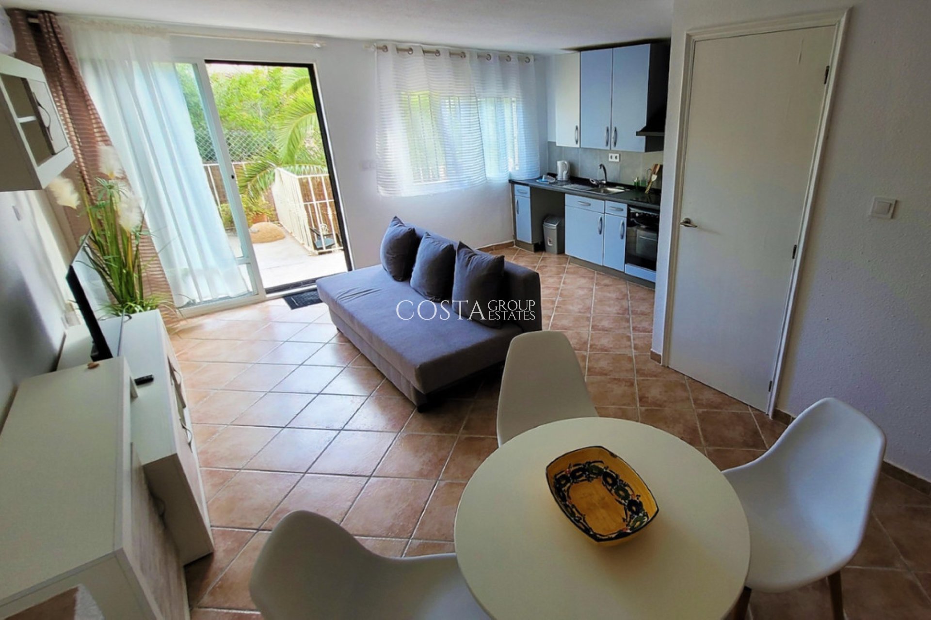 Wiederverkauf - Villa -
Torrevieja - Torrevieja Centro