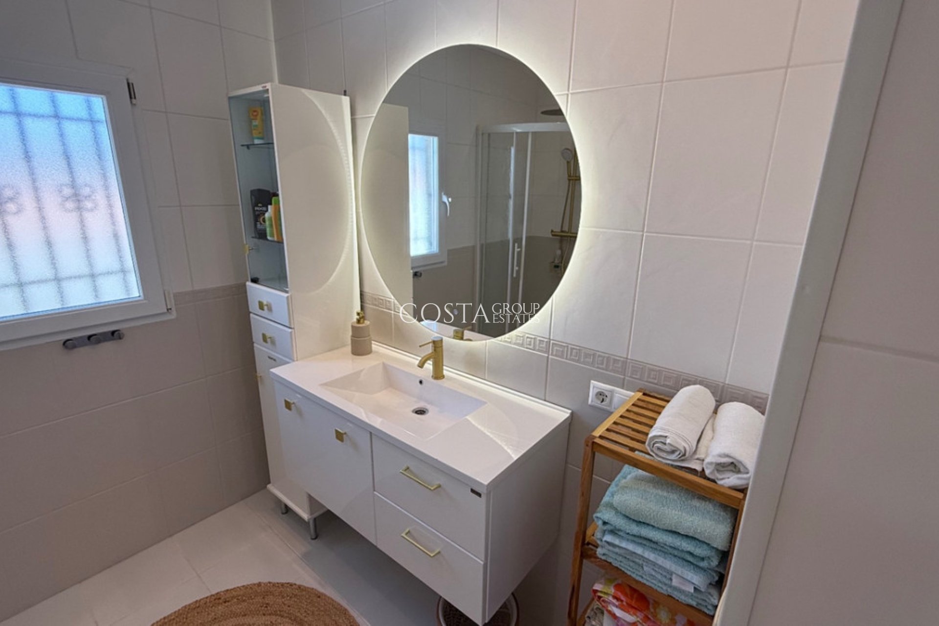 Wiederverkauf - Villa -
Torrevieja - Torrevieja Centro
