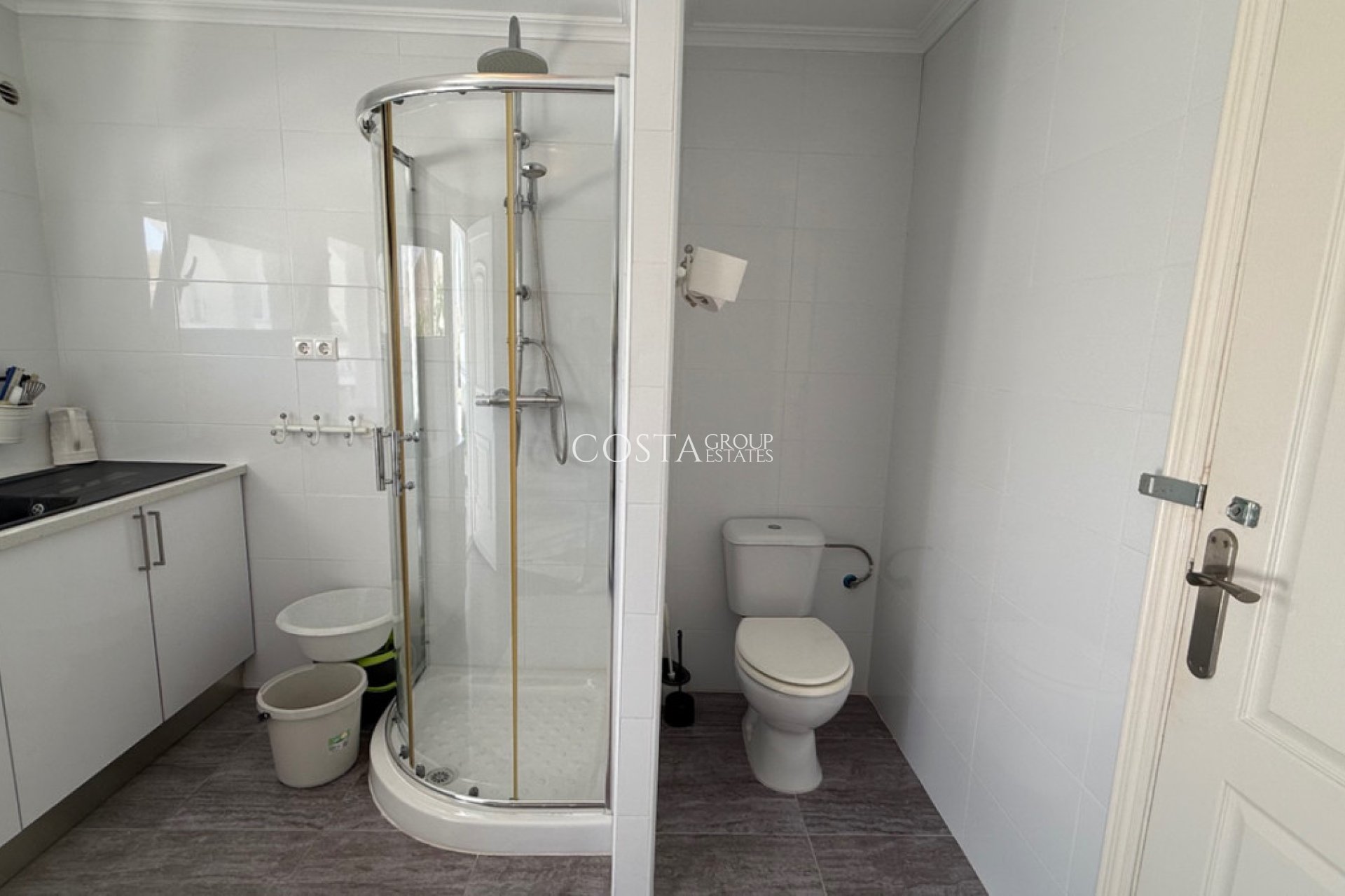 Wiederverkauf - Villa -
Torrevieja - Torrevieja Centro