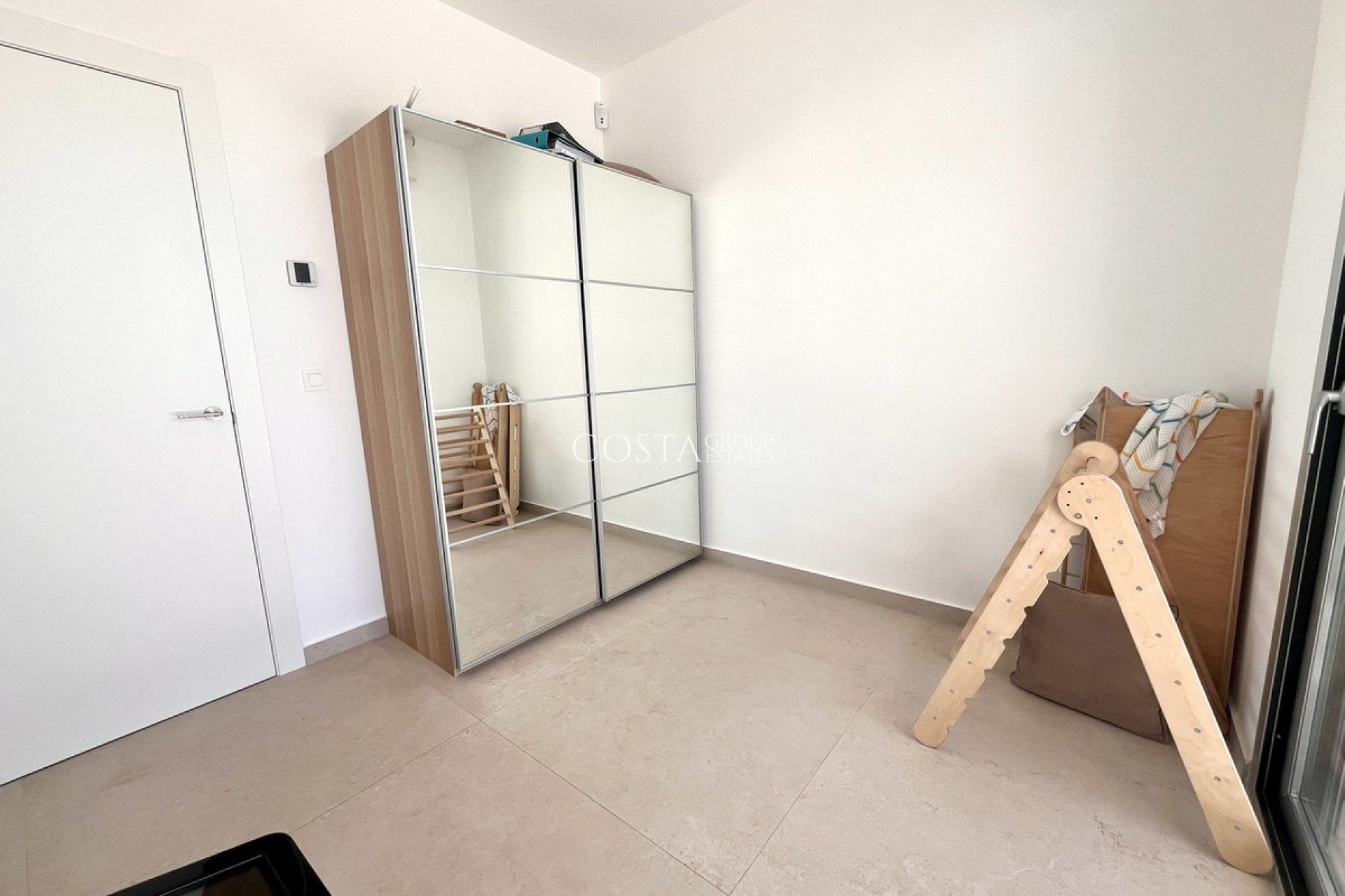 Wiederverkauf - Villa -
Torrevieja - Torrevieja Centro