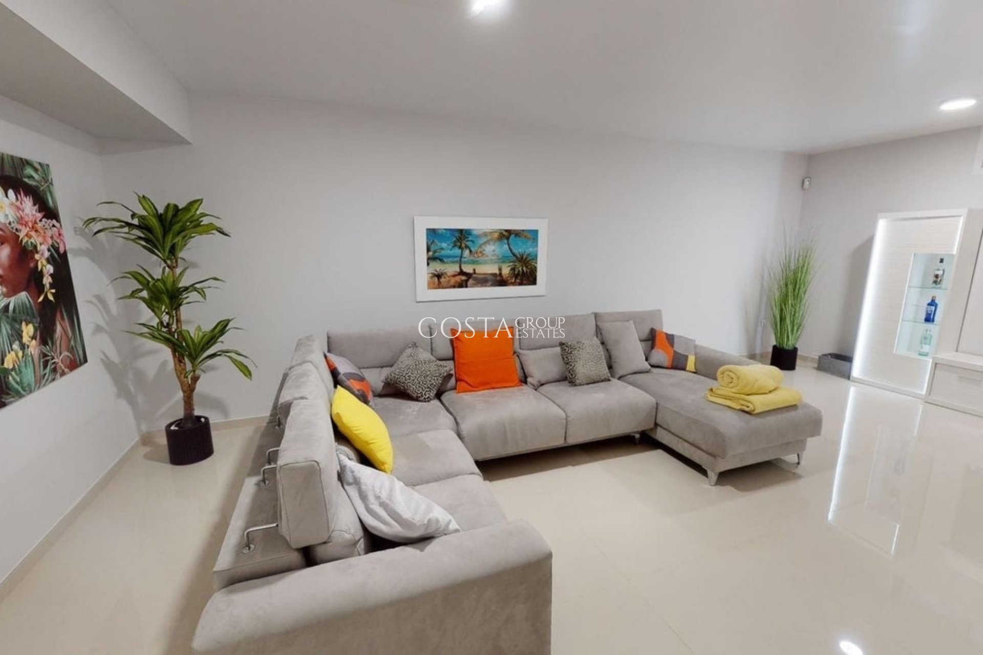 Wiederverkauf - Villa -
Torrevieja - Torrevieja Centro