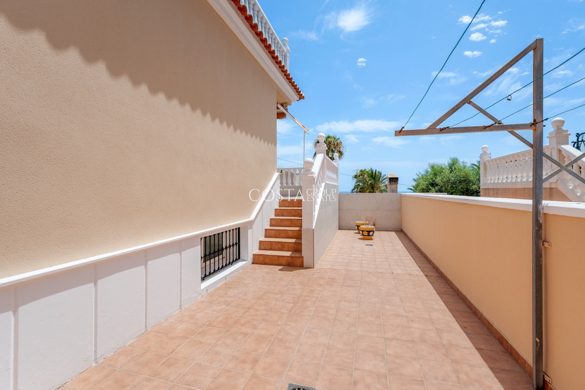 Wiederverkauf - Villa -
Torrevieja - Torrevieja Centro