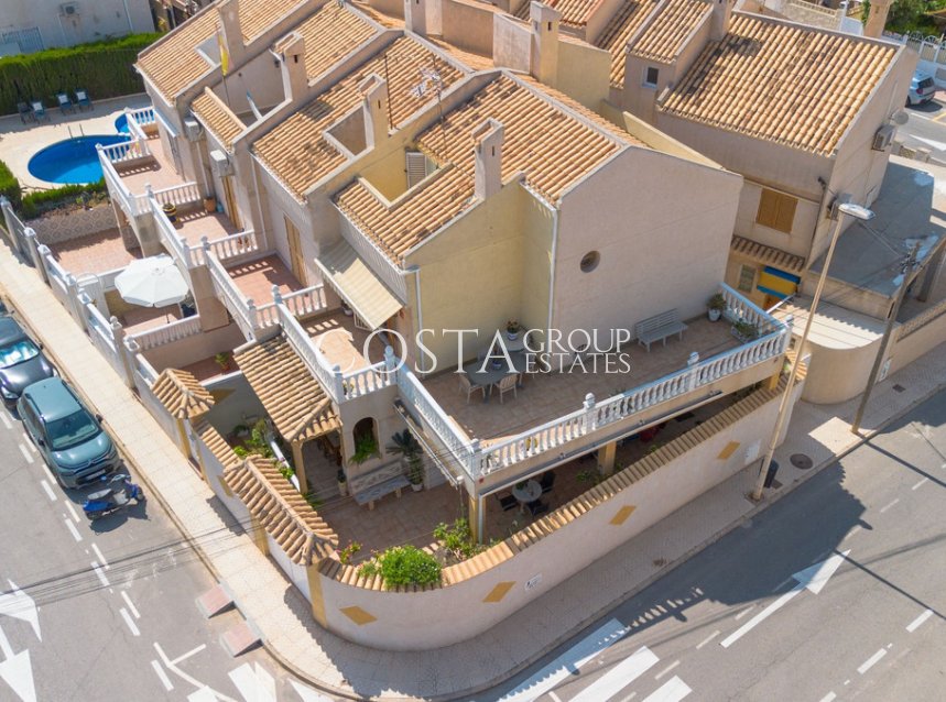 Wiederverkauf - Villa -
Torrevieja - Torrevieja Centro