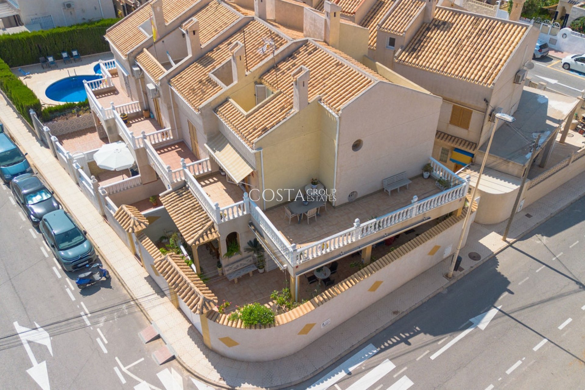 Wiederverkauf - Villa -
Torrevieja - Torrevieja Centro