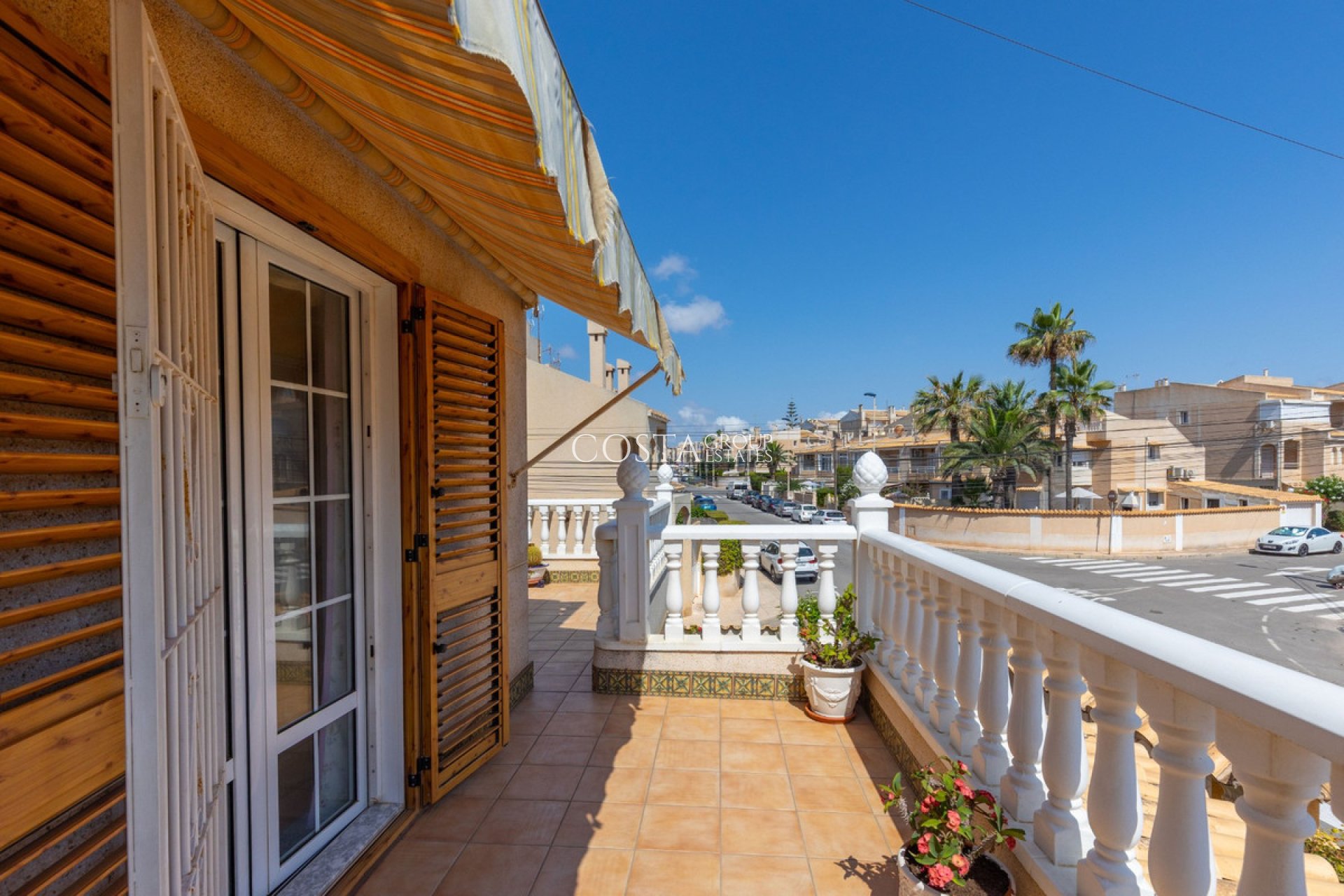 Wiederverkauf - Villa -
Torrevieja - Torrevieja Centro