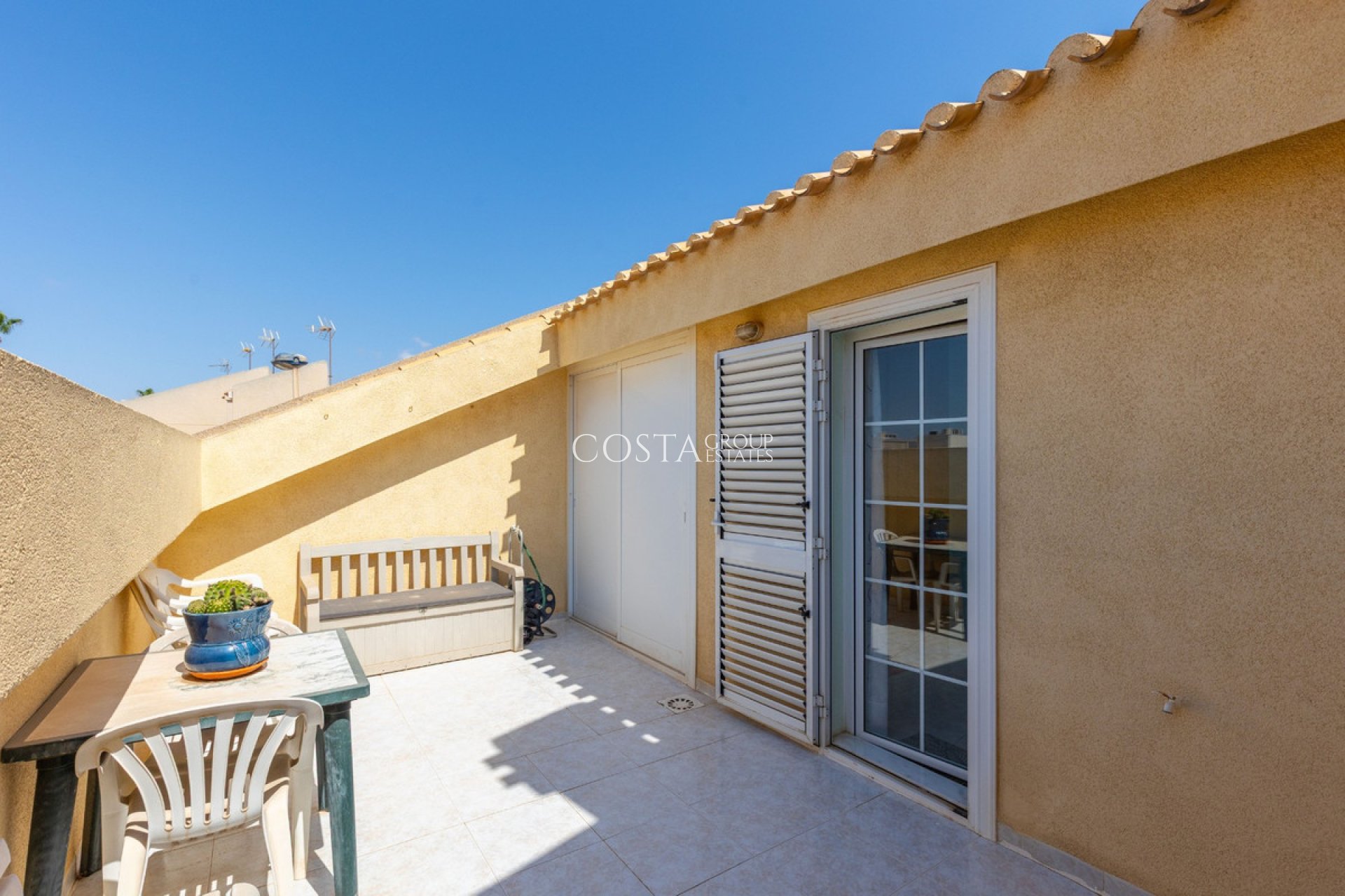Wiederverkauf - Villa -
Torrevieja - Torrevieja Centro