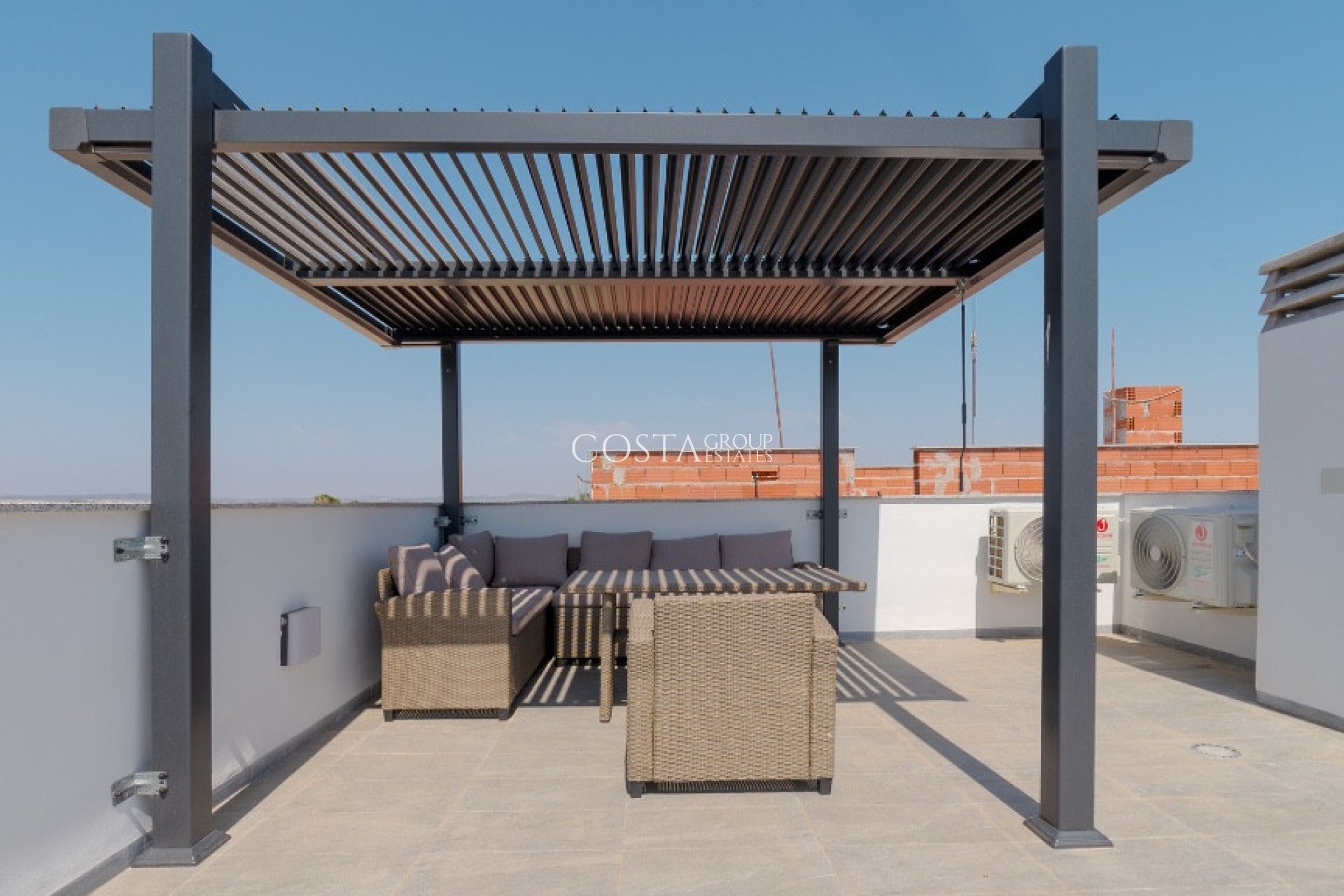 Wiederverkauf - Villa -
Torrevieja - Torrevieja Centro