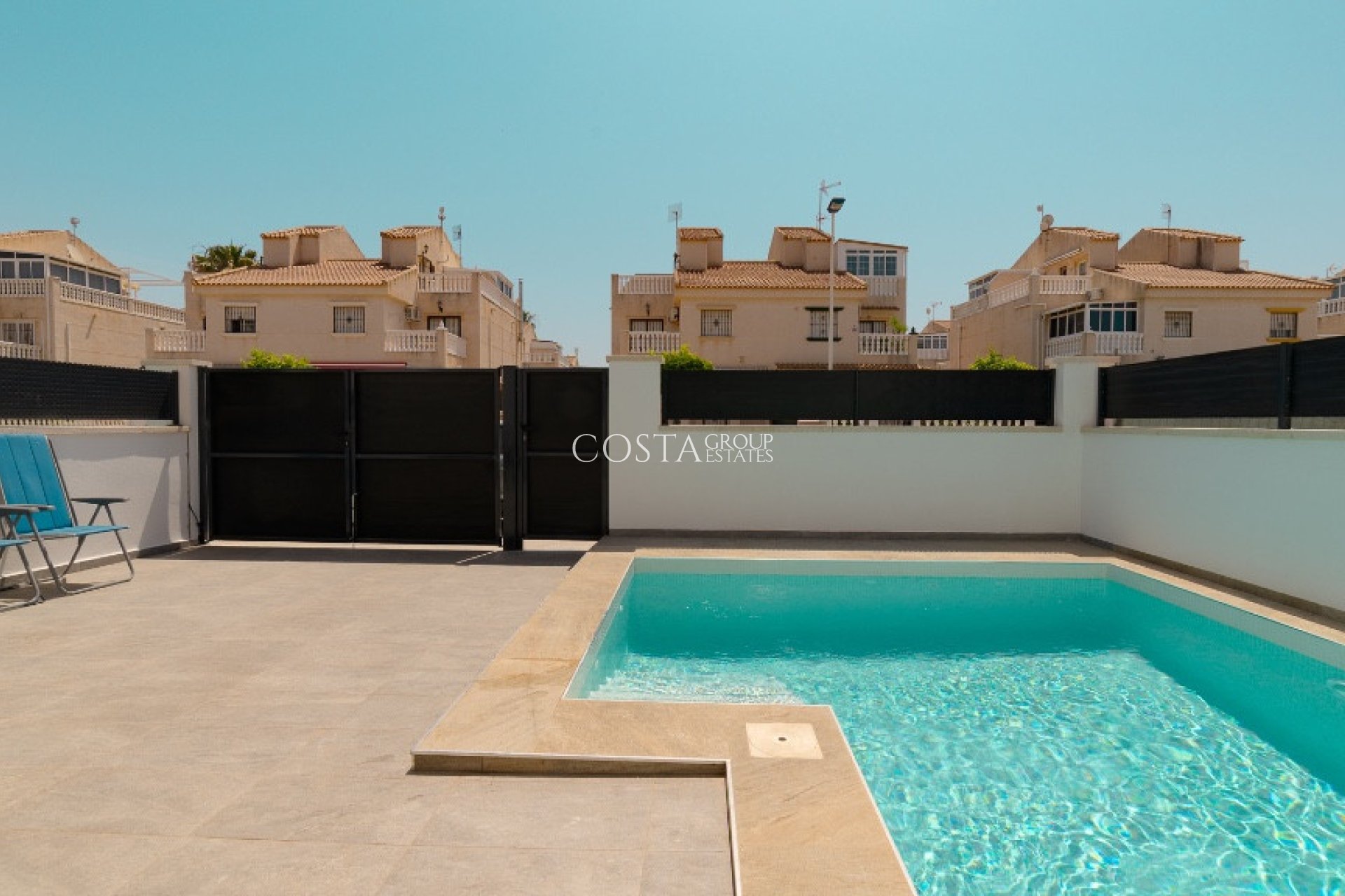 Wiederverkauf - Villa -
Torrevieja - Torrevieja Centro