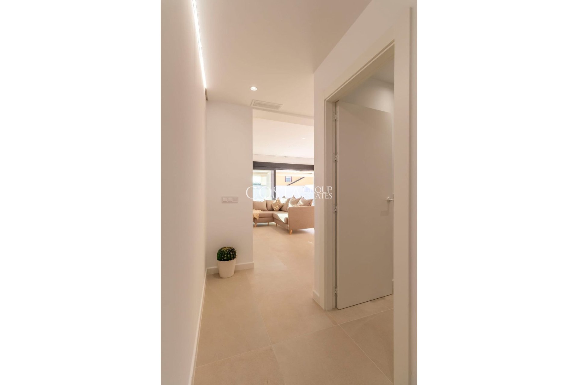 Wiederverkauf - Villa -
Torrevieja - Torrevieja Centro
