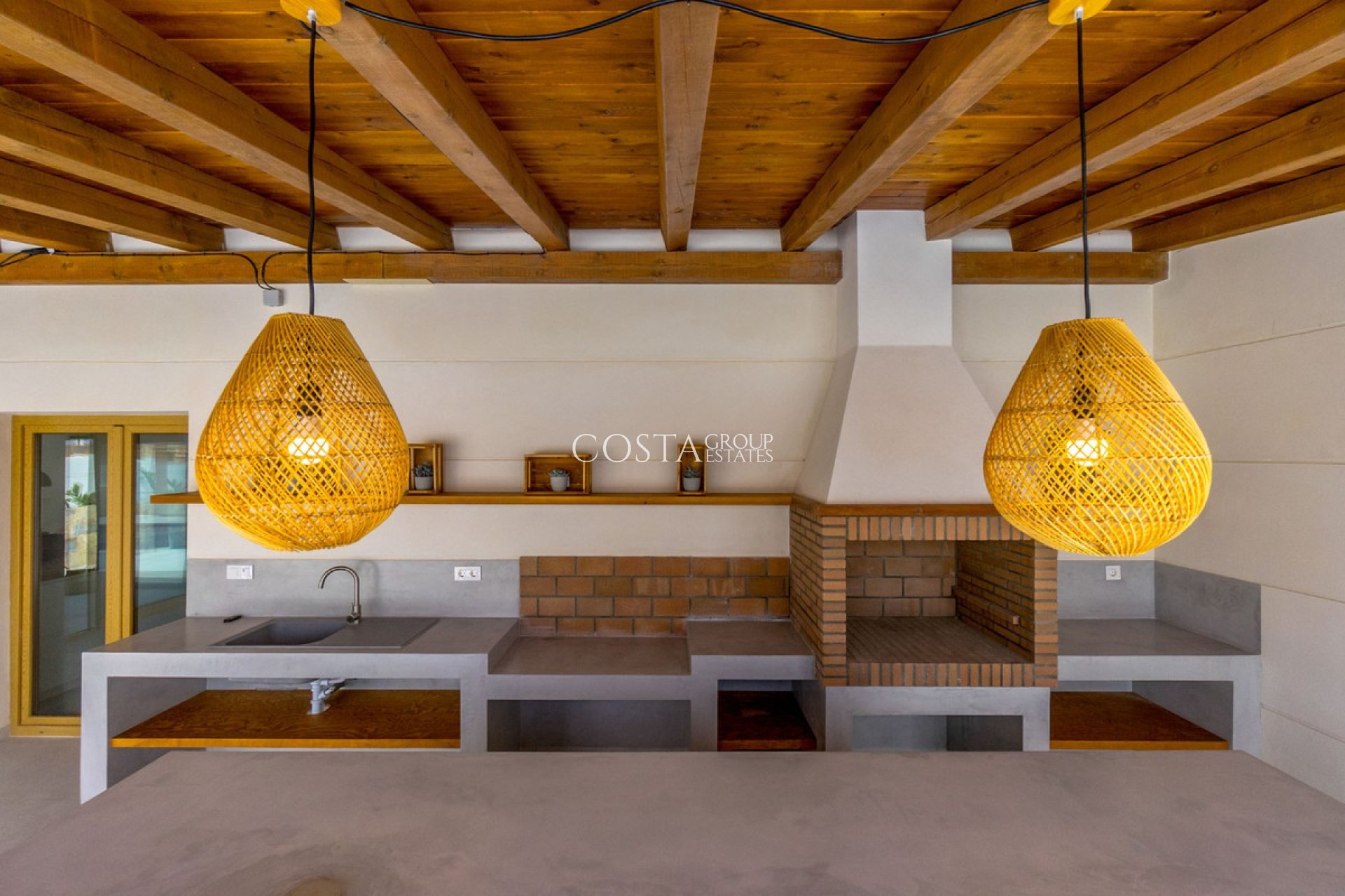 Wiederverkauf - Villa -
Torrevieja - Torrevieja Centro