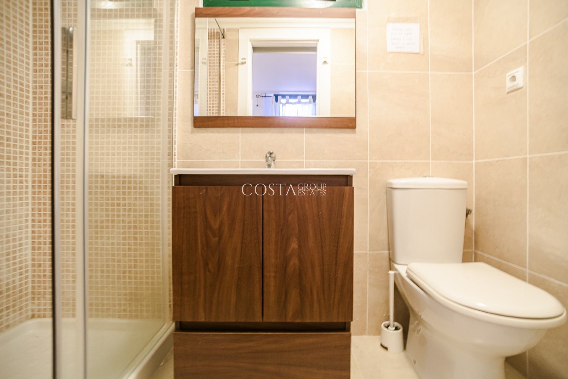 Wiederverkauf - Villa -
Torrevieja - Torrevieja Centro
